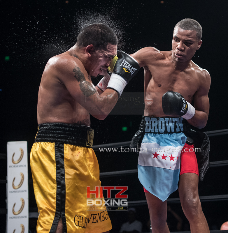 Ed Brown vs Venegas-55.jpg