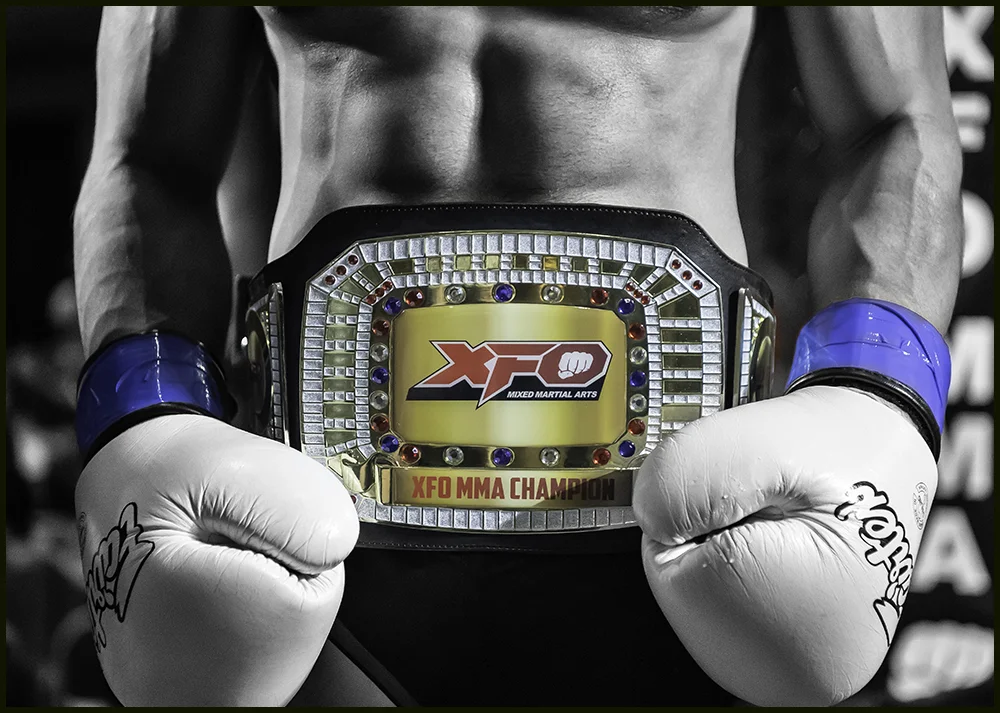 To view in a lightbox , click on above image..... First slideshow is a few of my favorite pic's in Grayscale; Second larger slideshow is my favorite picks in RGB (picks from every match, plus.