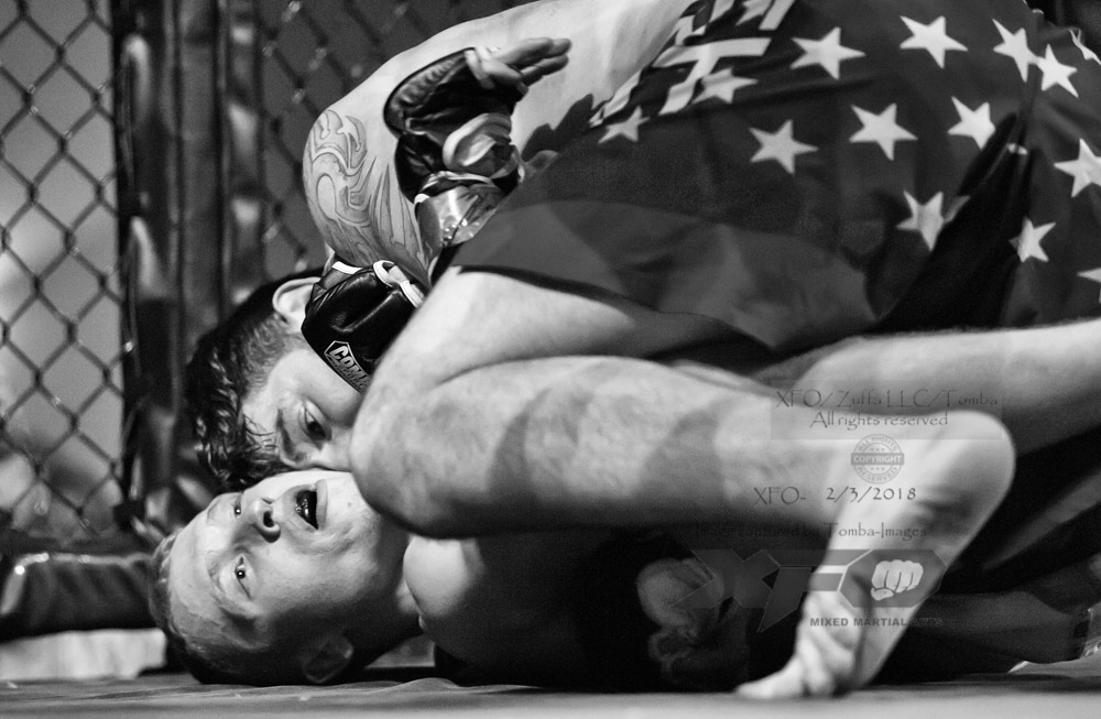 JR Roberts vs Seth Swinehart-07-Edit.jpg