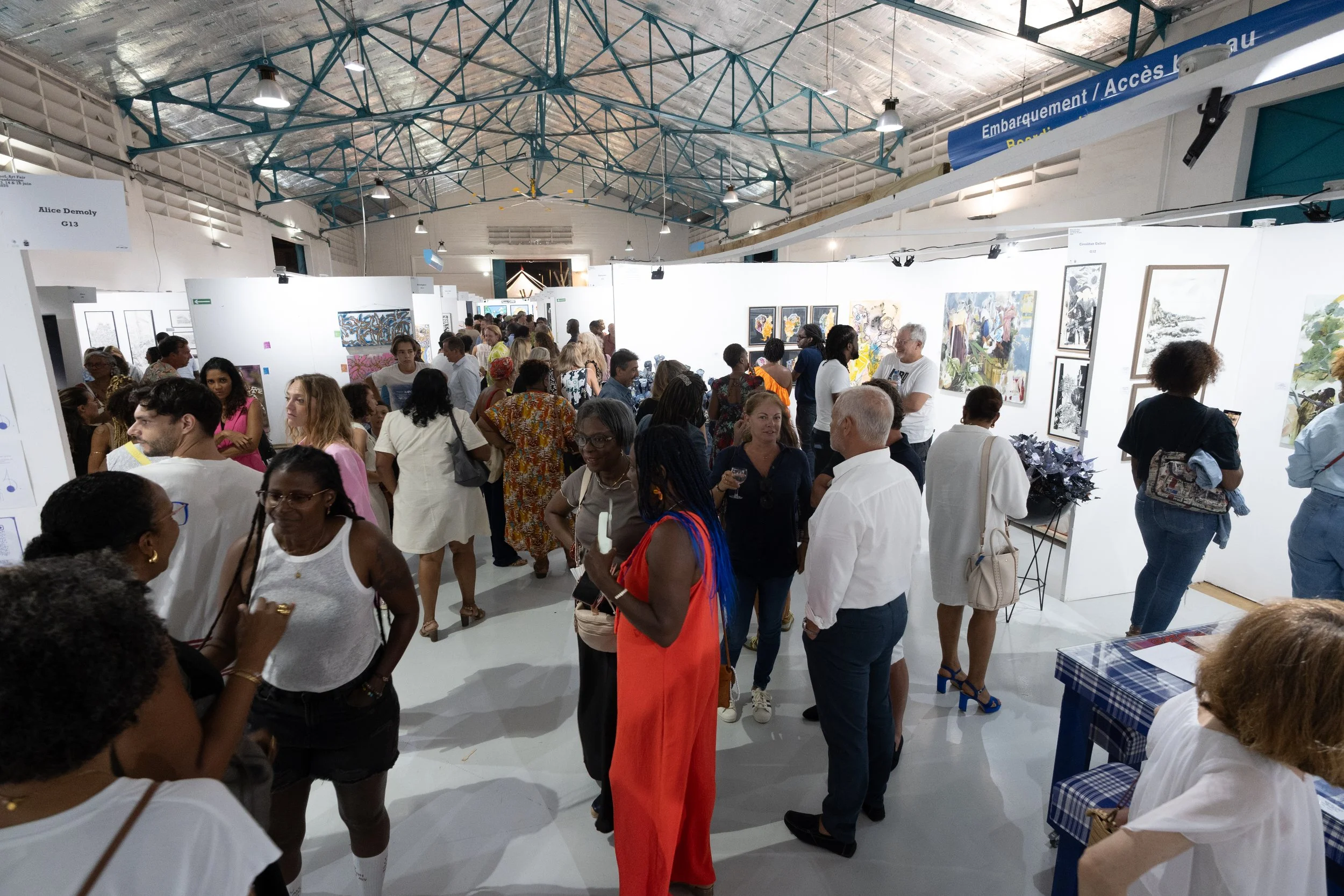 BMV_1938 PooL Vernissage.jpg
