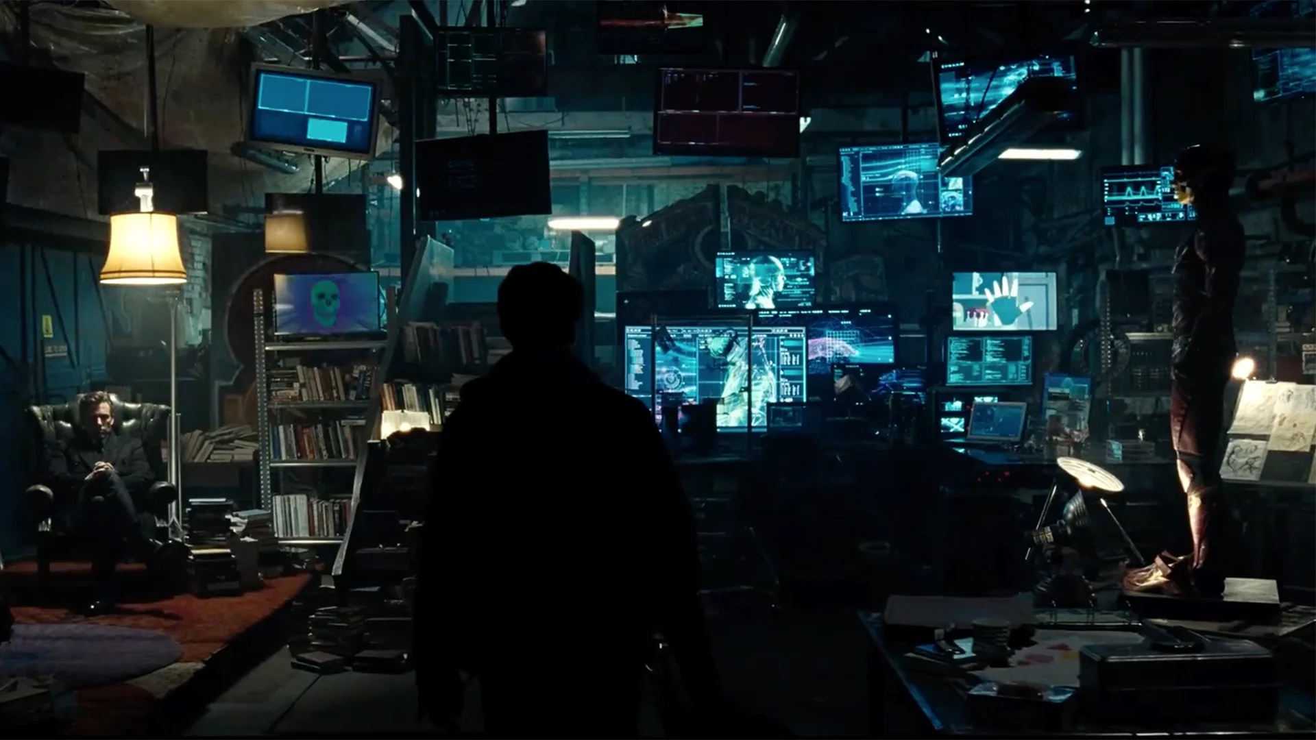 JL_FLASH_LAIR.jpg