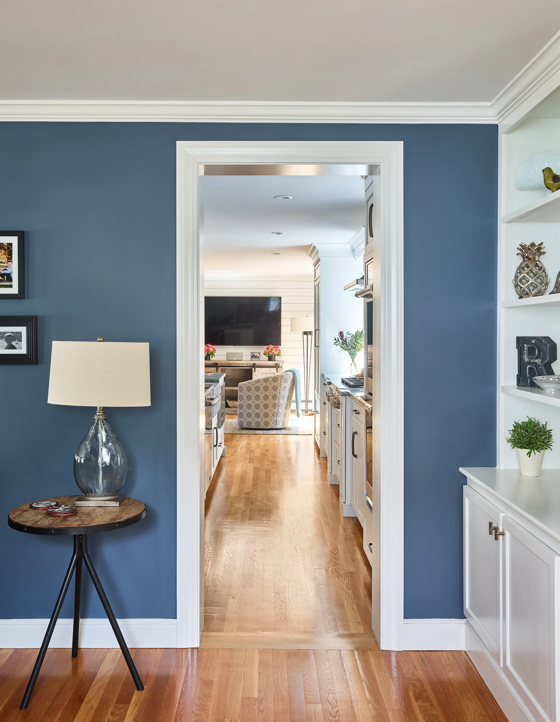 DesignCrossover_AldenNeedham_FamilyLiving_Final_SMALL.jpg