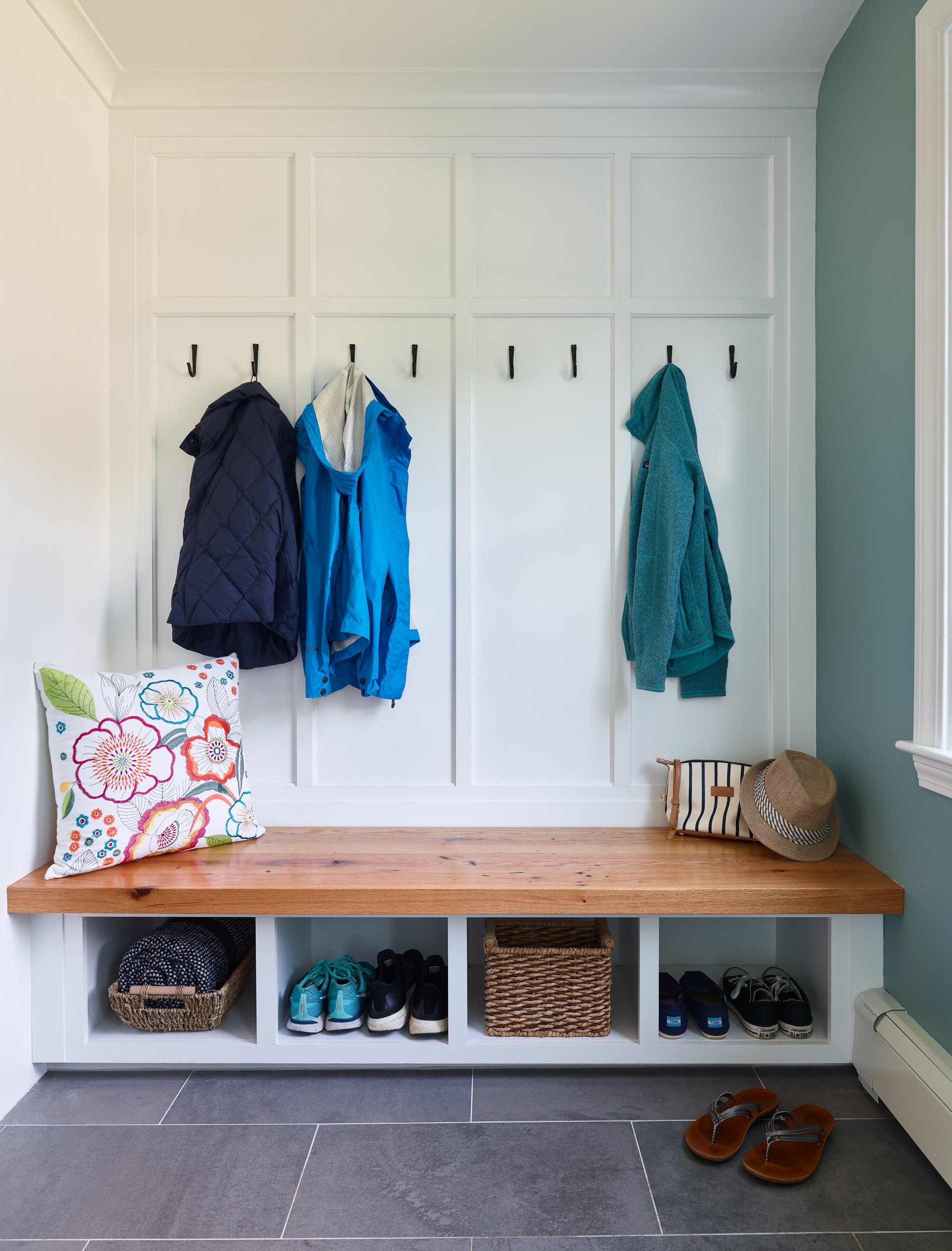 DesignCrossover_AldenNeedham_MudRoom_Final_SMALL.jpg