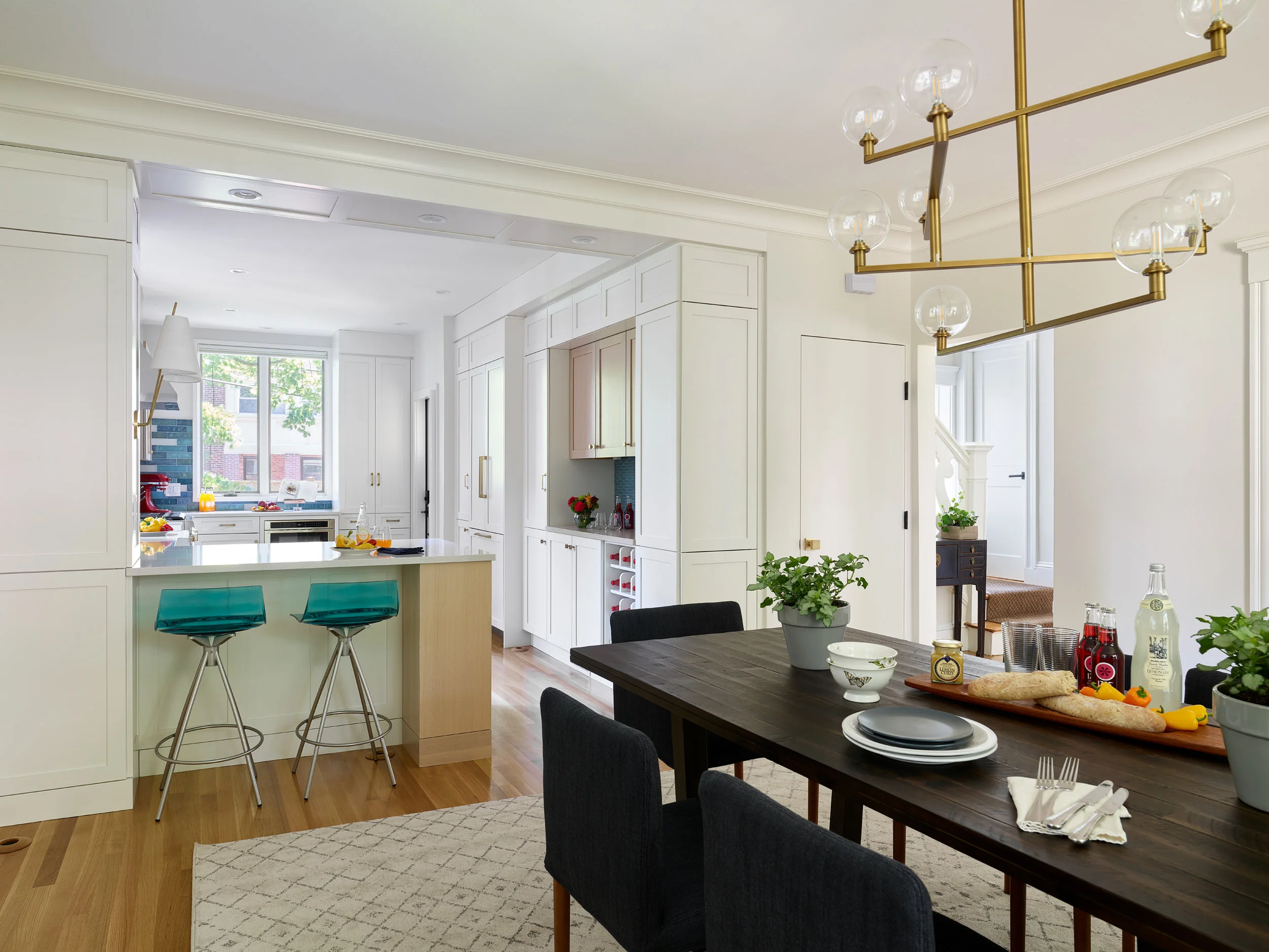 DesignCrossover_SalisburyBrookline_DiningKitchen_v1_SMALL.jpg