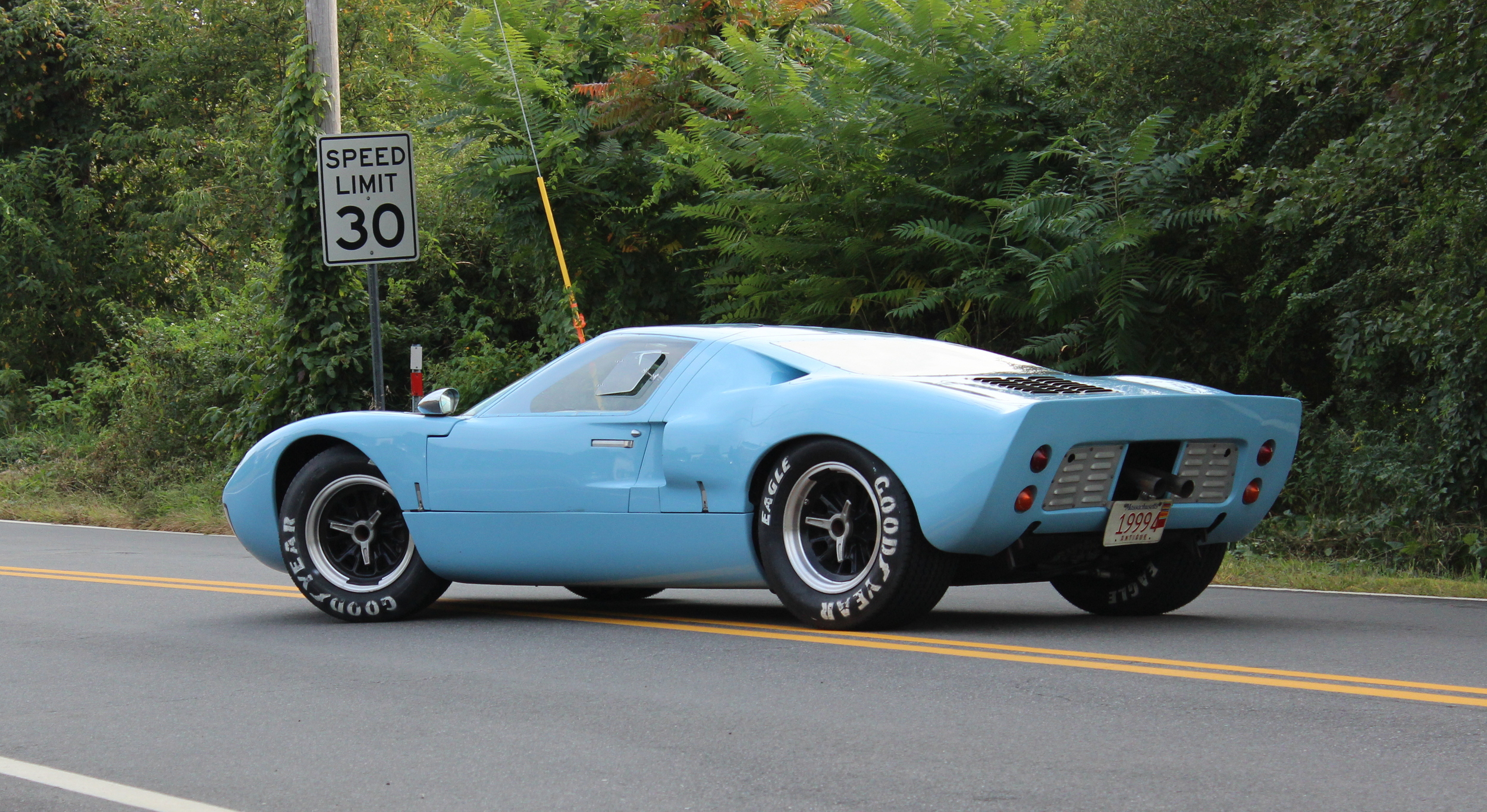 1966 GT-40 Small Block, one of the Shell parachute cars