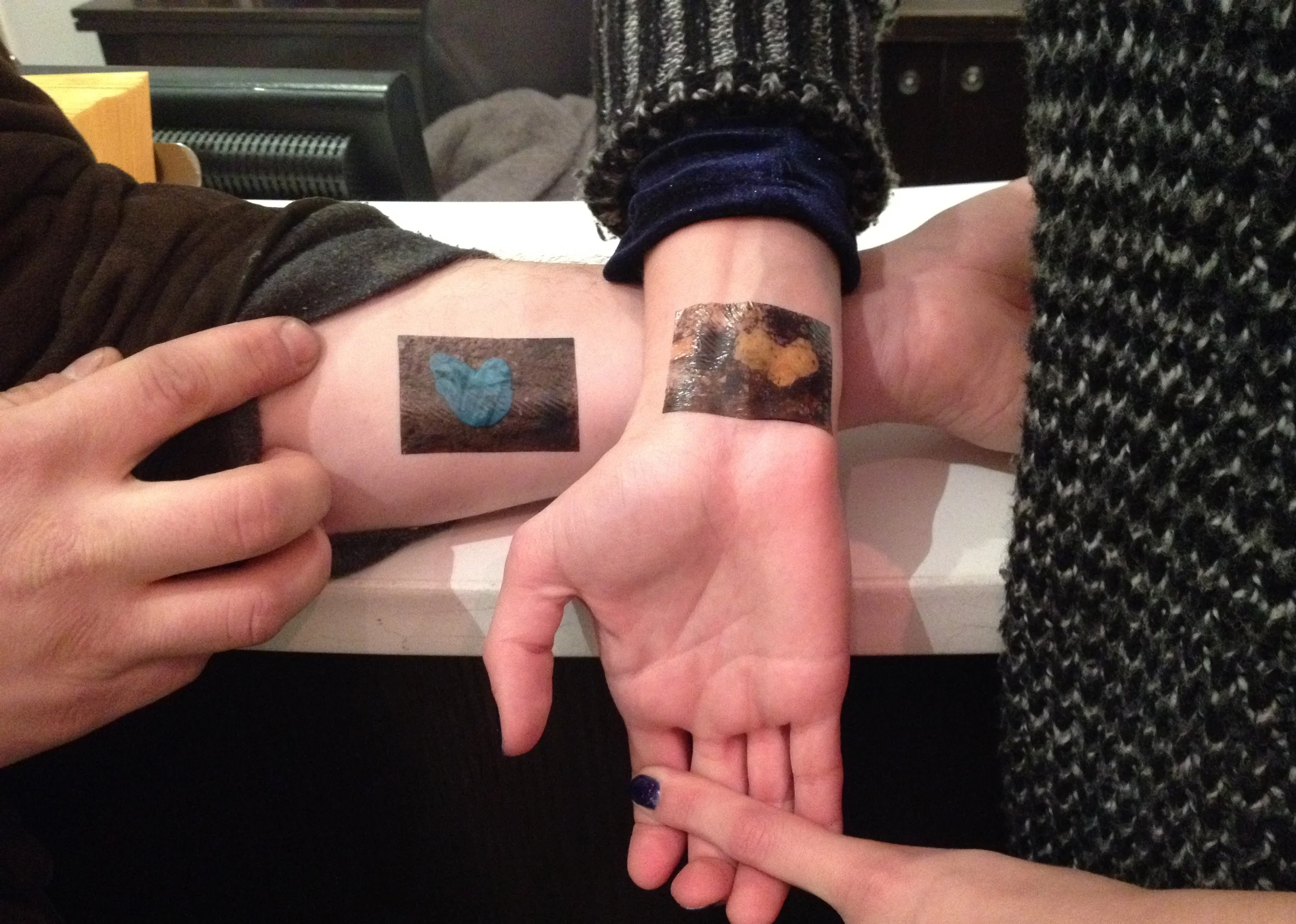 GumHearts Tattoo Sticker