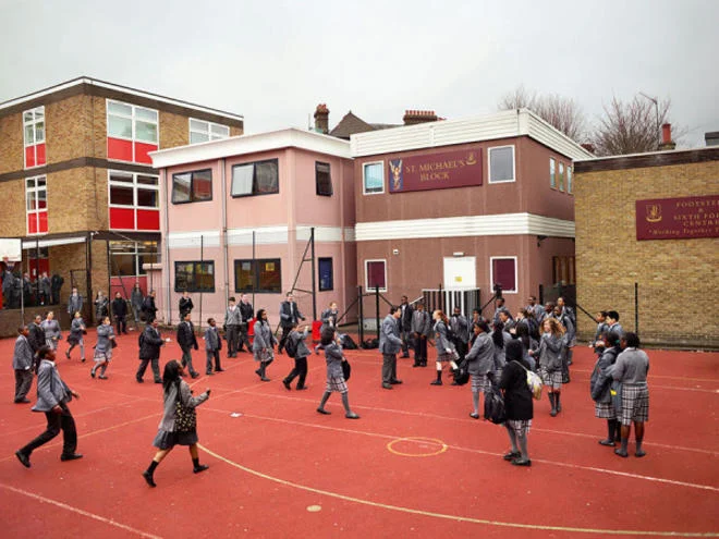 Sacred Heart Catholic Secondary School, London (James Mollison)