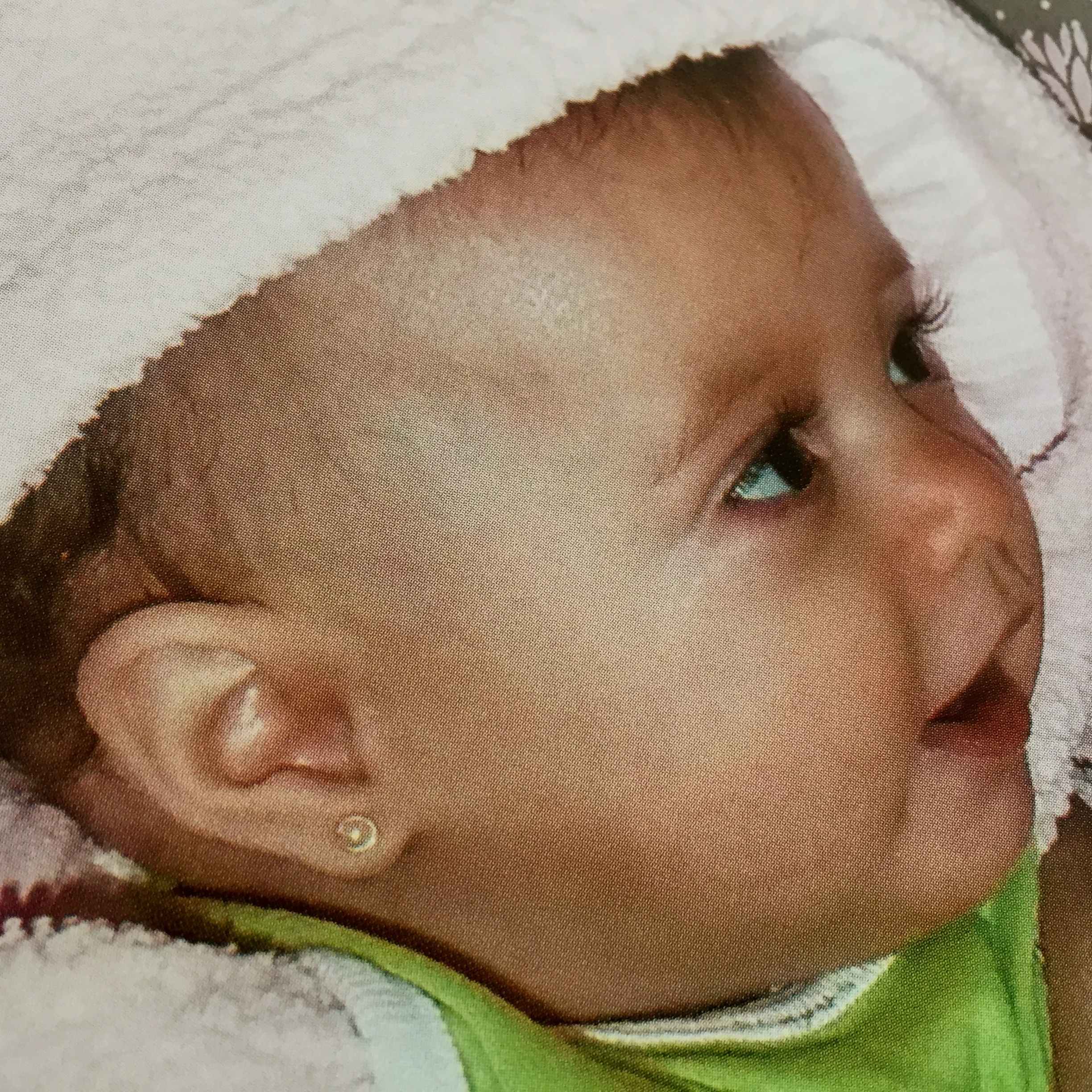 Alice aos 8 meses de idade