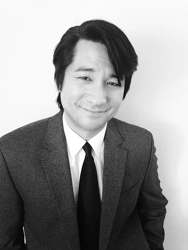 mark finn headshot 1.jpg