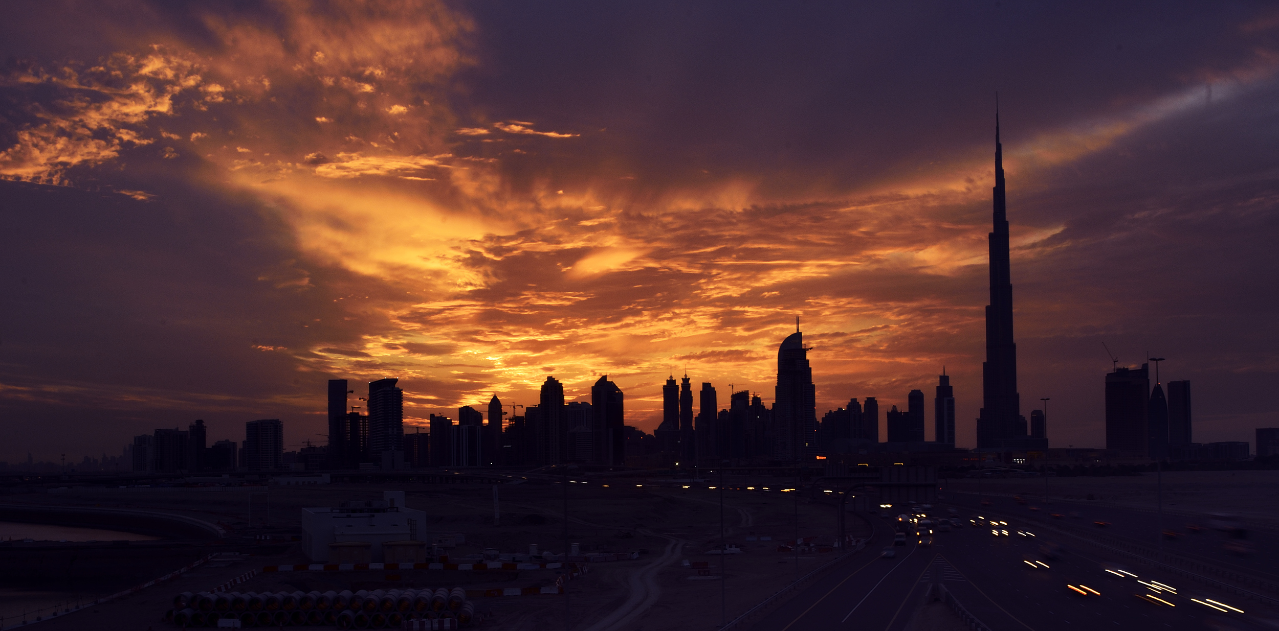  Dubai Skyline during Sunset. 