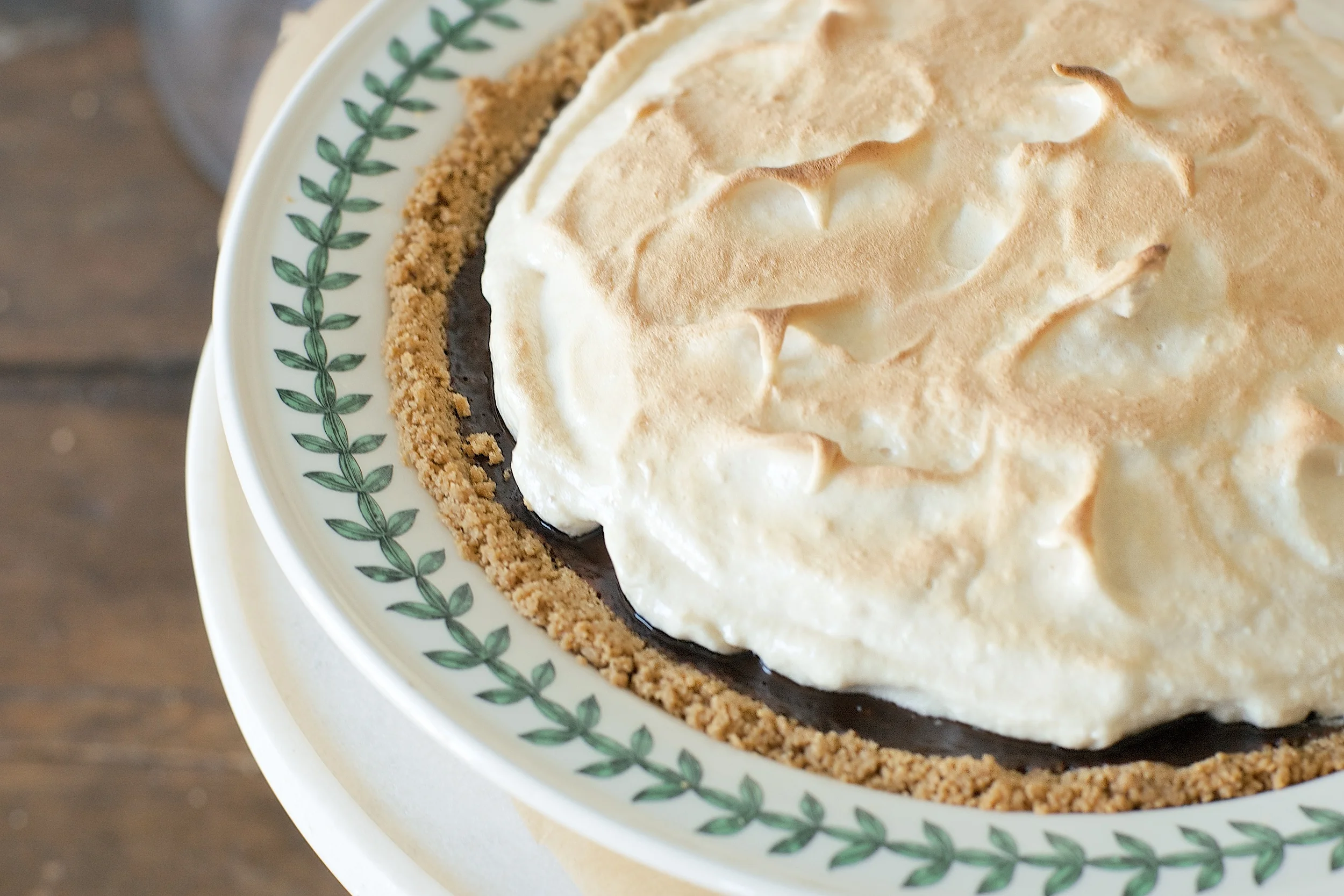 s'more pie w/ toasted marshmallow meringue