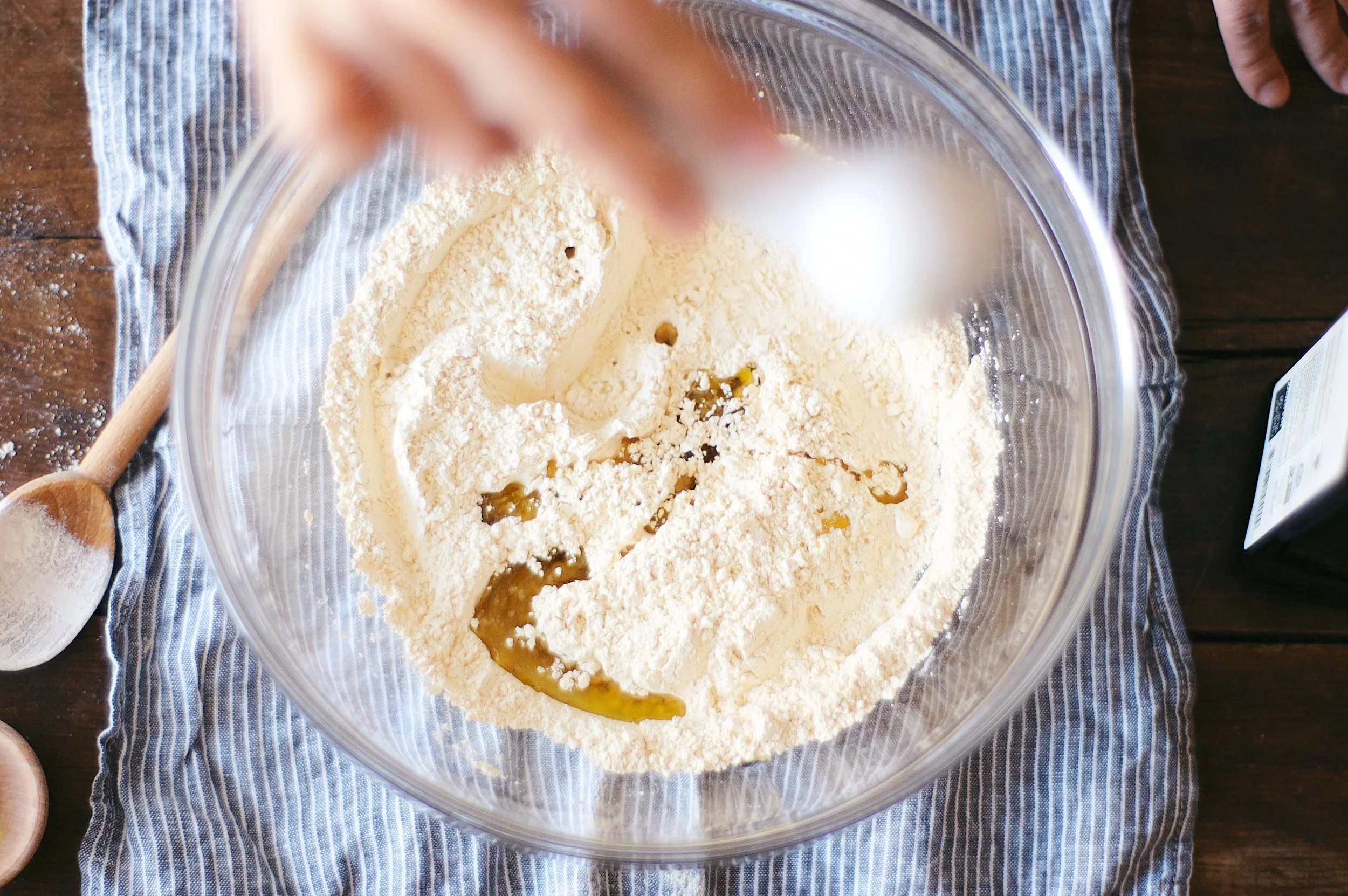 Za'atar Spiced Chickpea Crackers