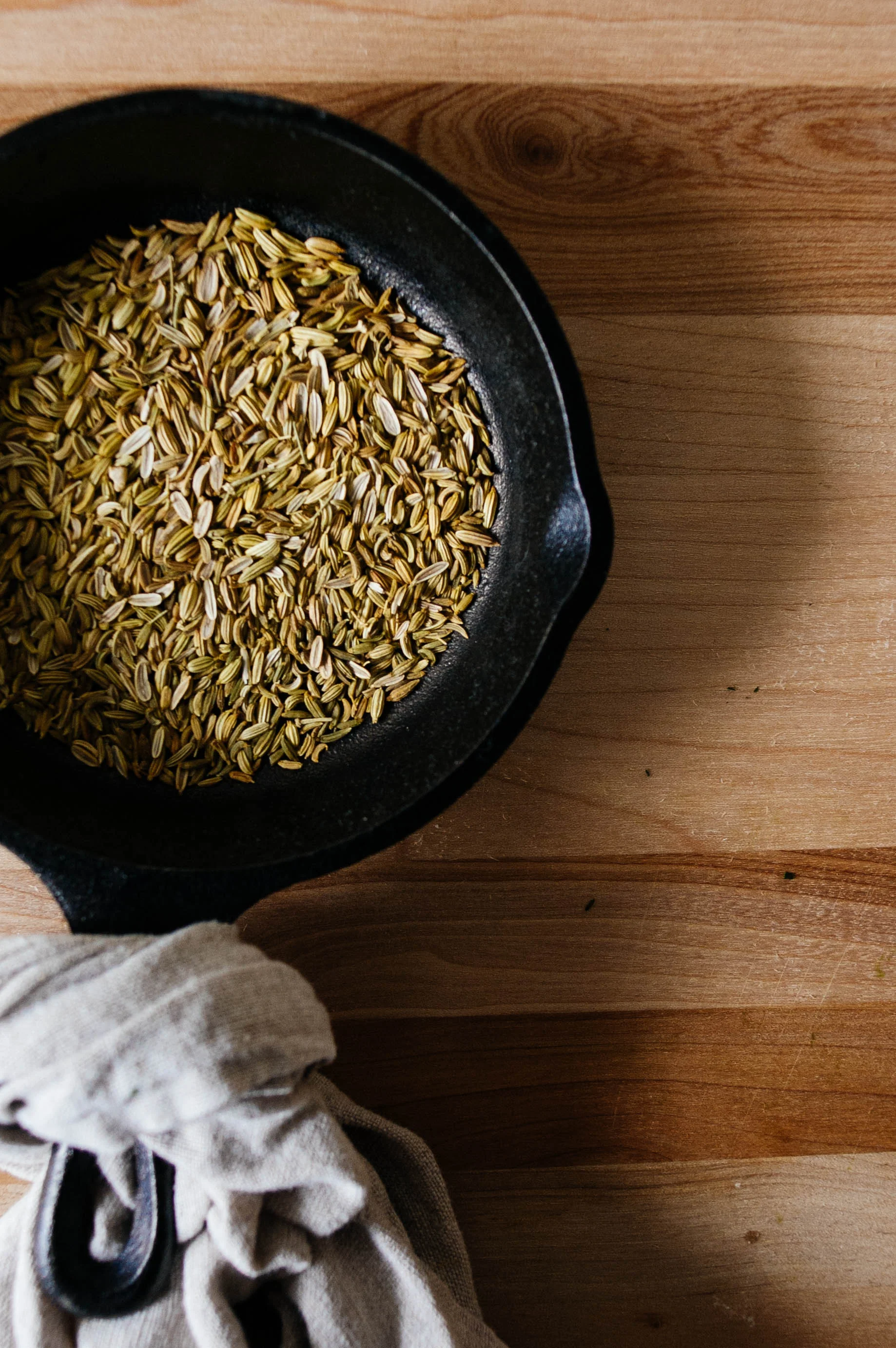 toasted fennelseed, yam gnocchi w/ spinach + chive pesto (+ some rad