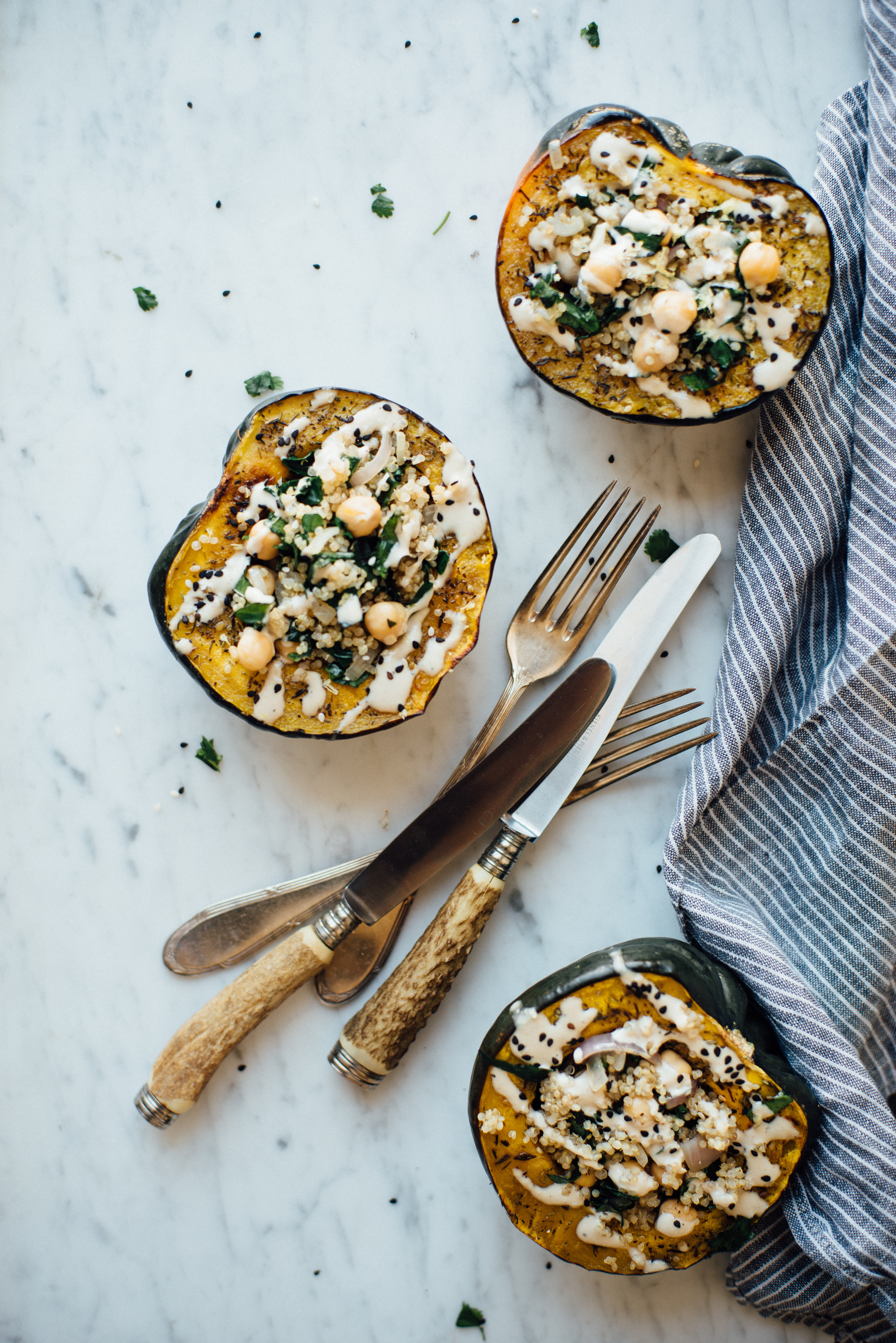 stuffed za'atar roasted acorn squash | dolly and oatmeal