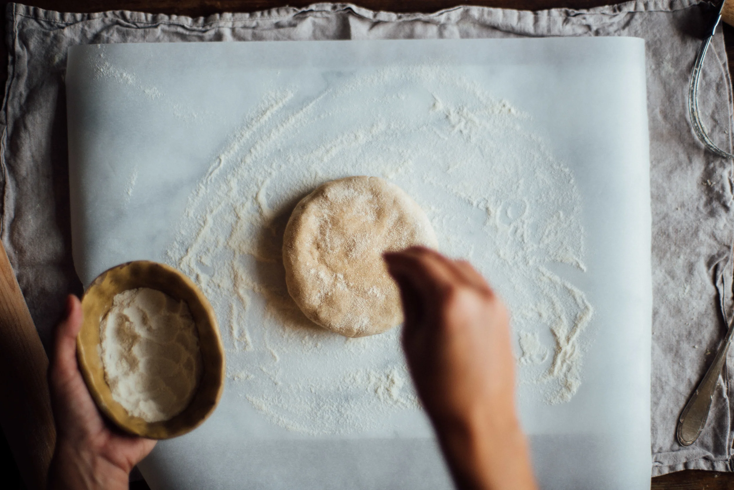 how to make whole grain gluten free + vegan pie crust! | dolly and oatmeal