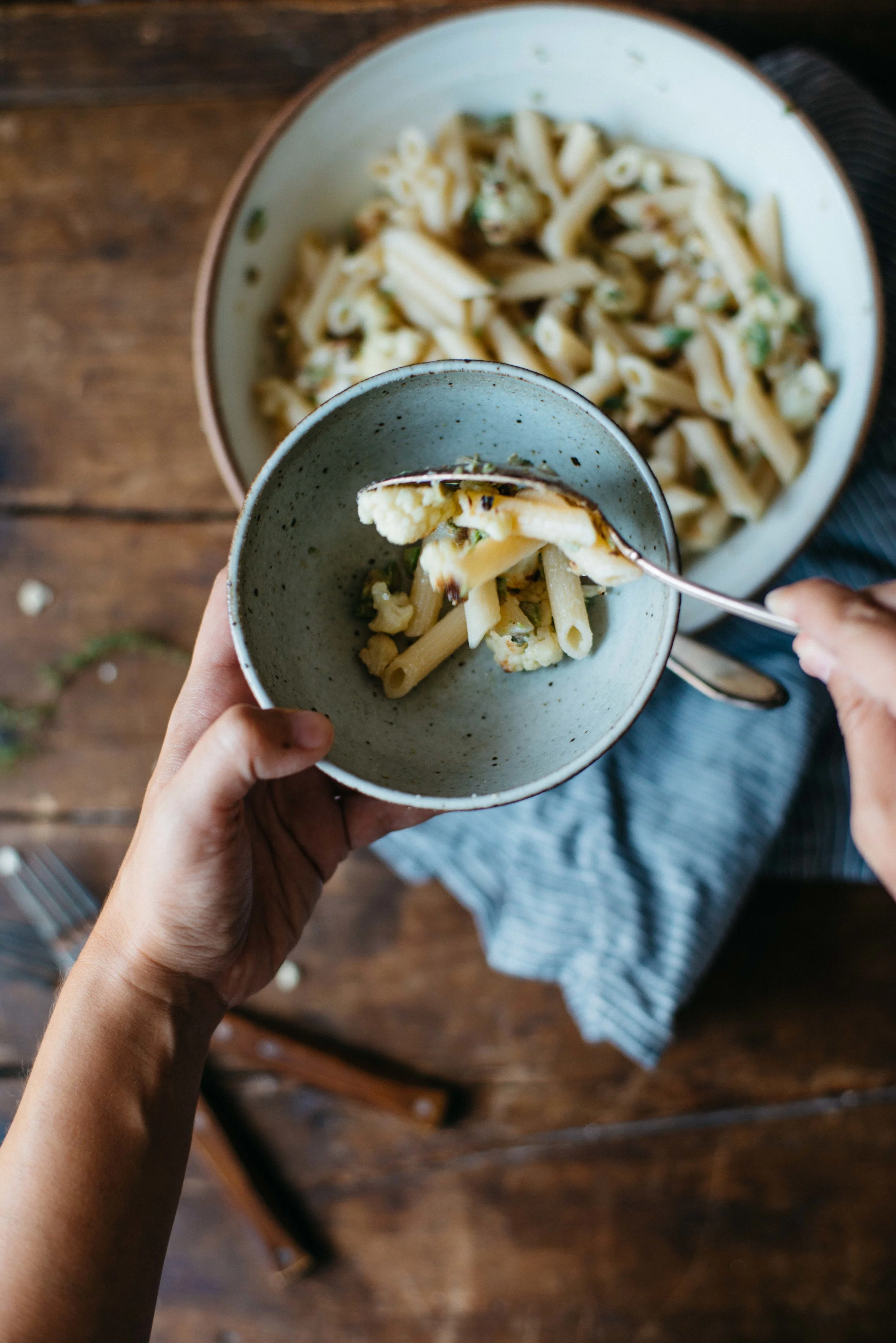 heidi's cauliflower pasta | dolly and oatmeal