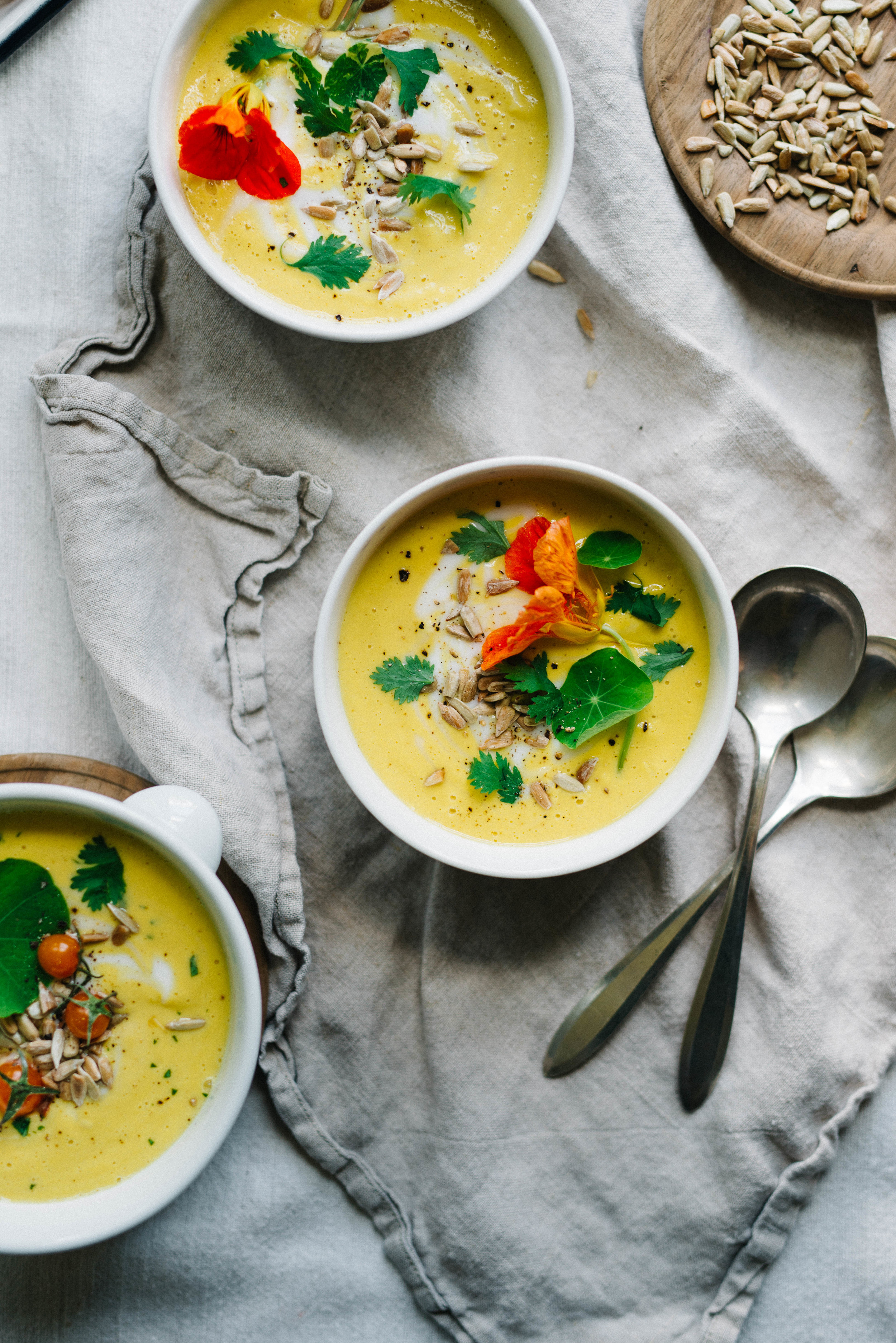 Golden Sunflower Gazpacho | dolly and oatmeal #vegan