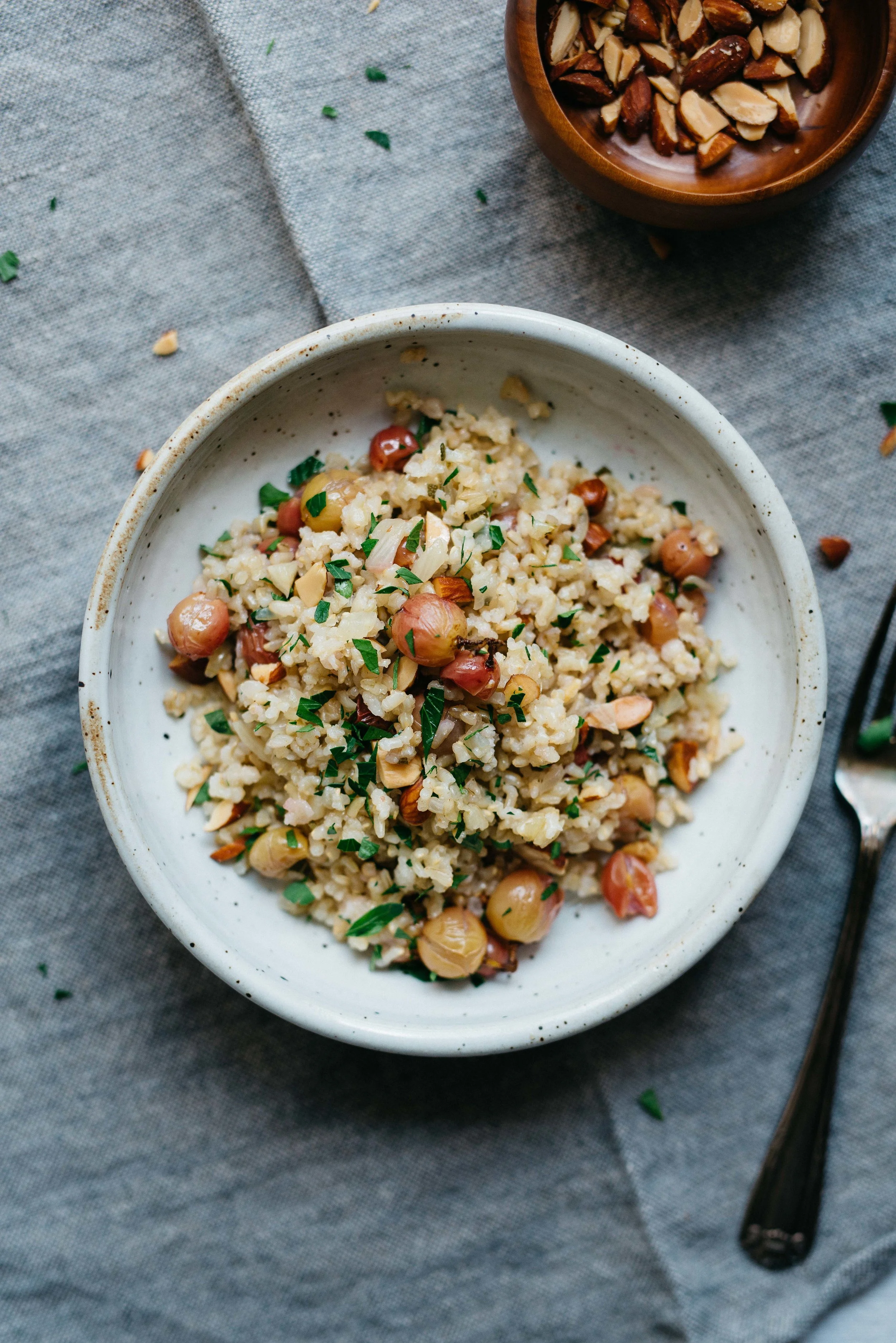 Sprouted Brown Rice Pilaf w/ Roasted Grapes & Fennel | dolly and oatmeal