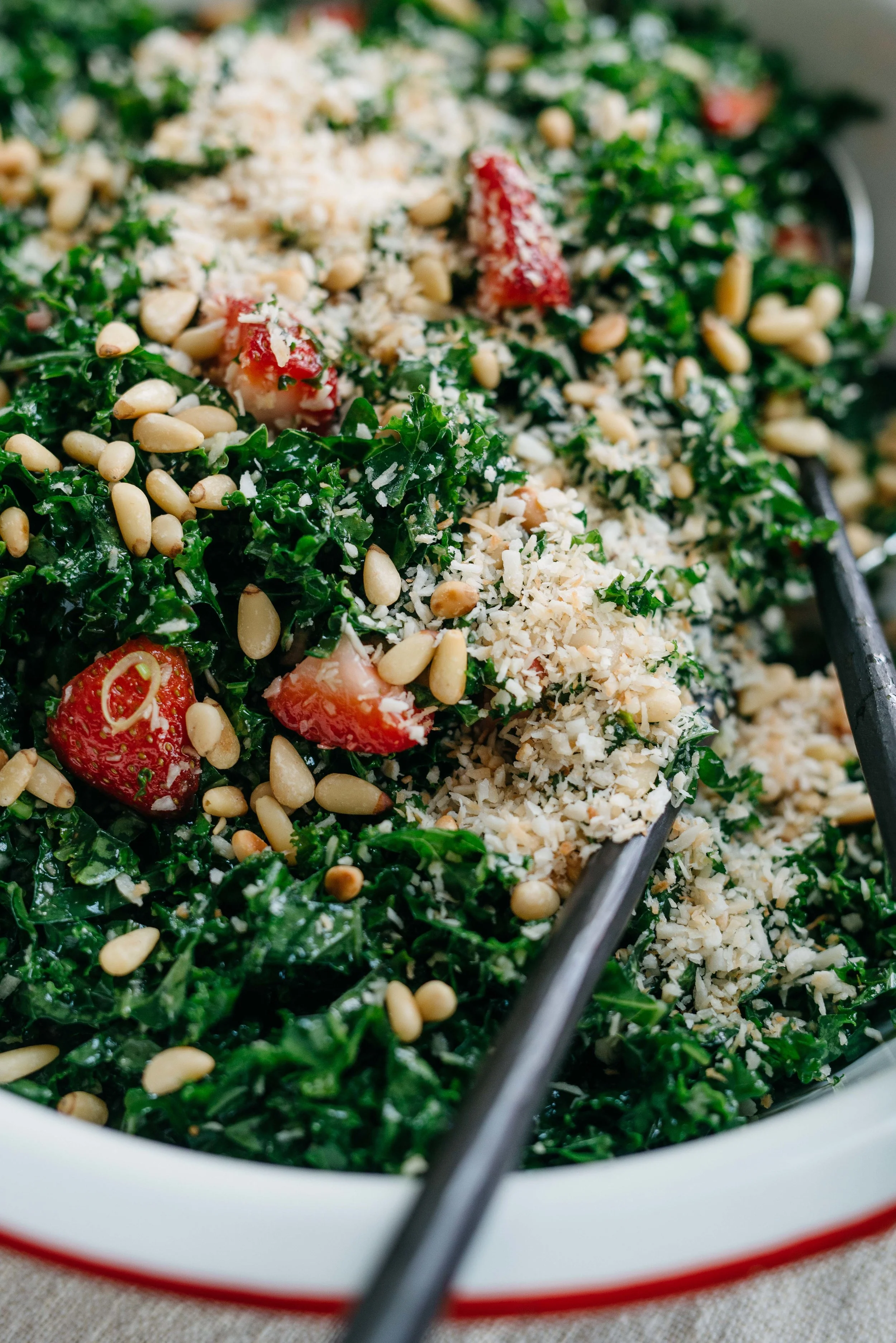 Strawberry Coconut Kale Slaw | dolly and oatmeal