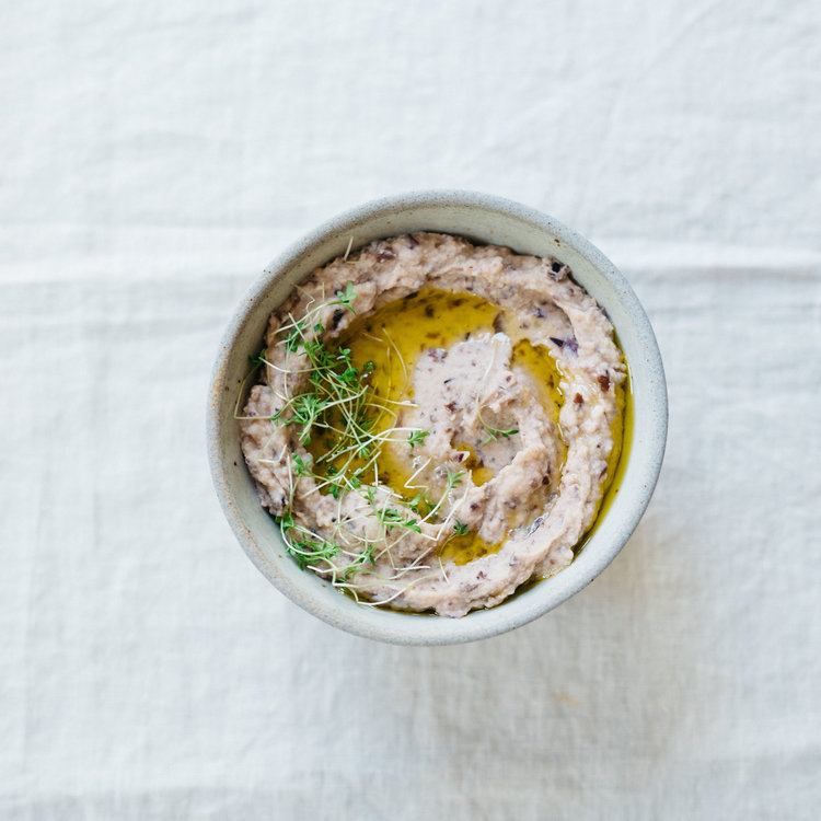 kalamata cauliflower dip