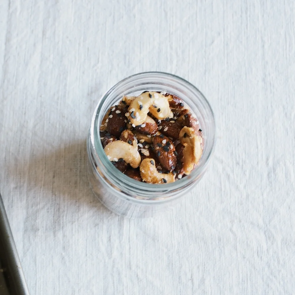 honey, ginger &amp; sesame roasted nuts