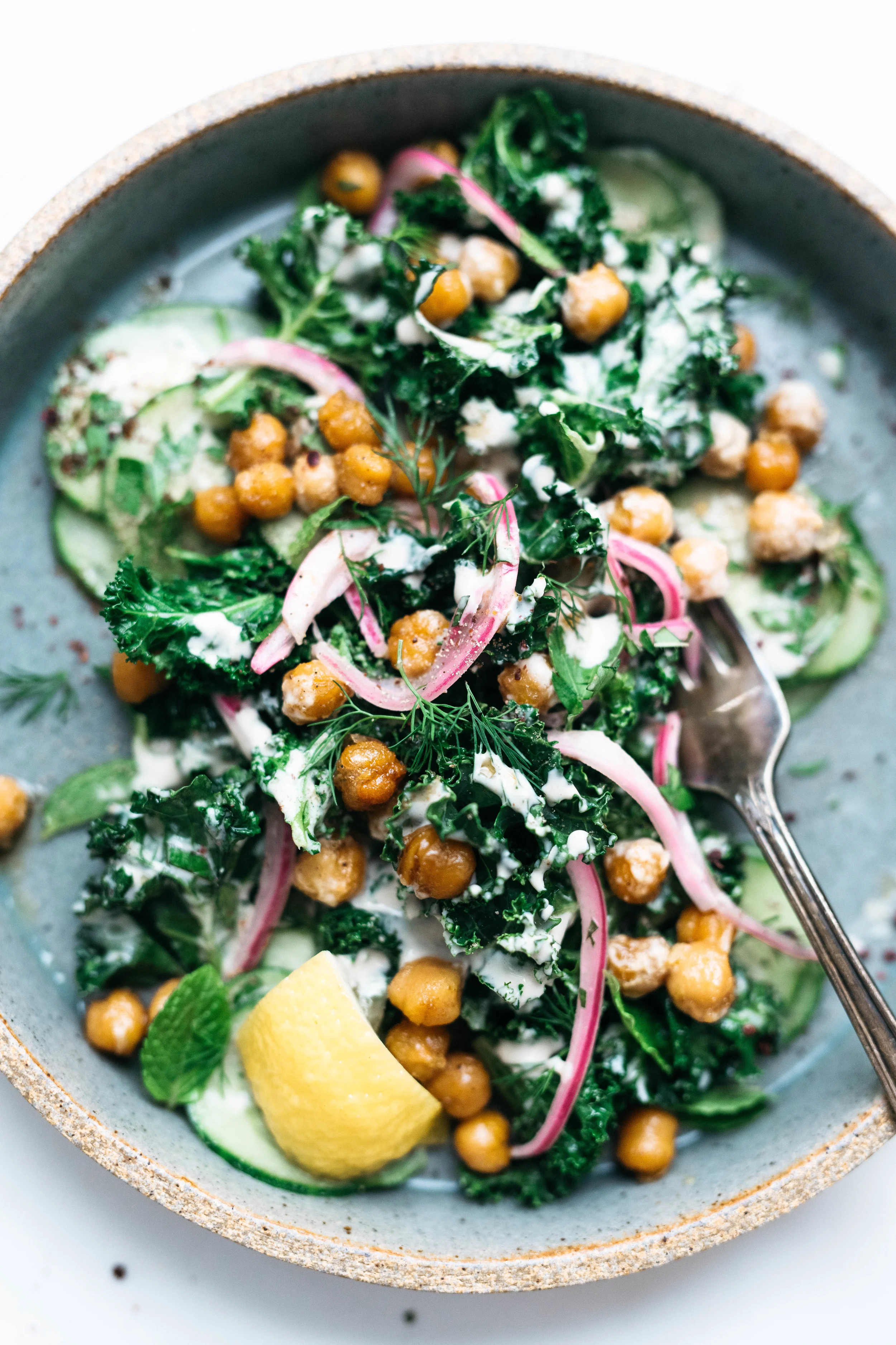 THE DECONSTRUCTED FALAFEL SALAD FROM "FAMILY" | dolly and oatmeal