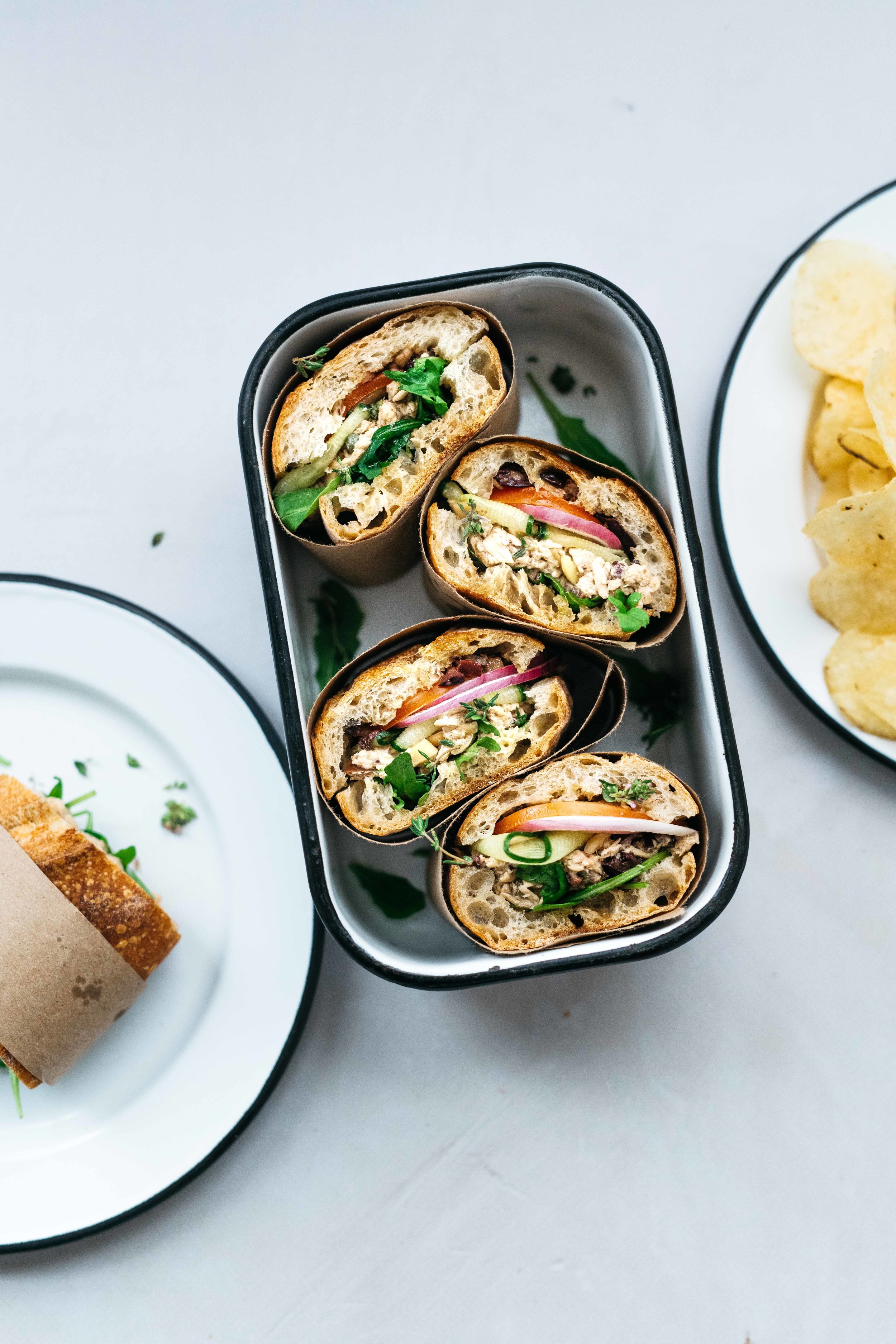 BEACH-READY NIÇOISE SANDWICH (AKA PAN BAGNAT)