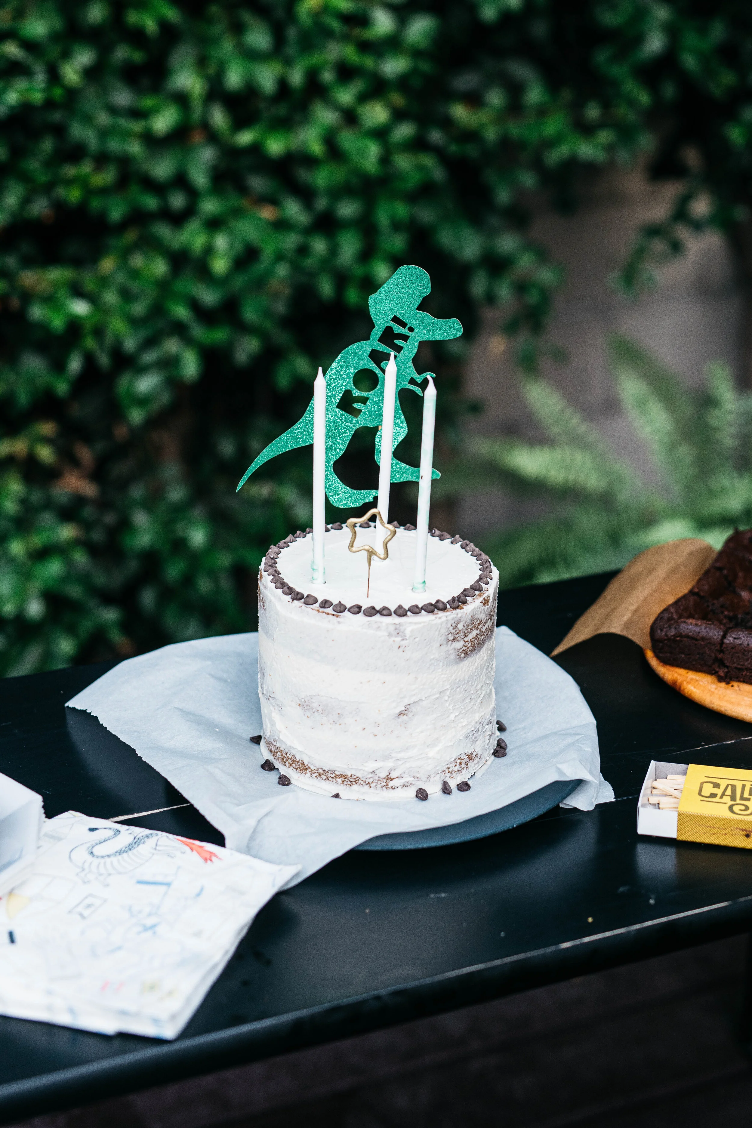 CHOCOLATE CHIP COOKIE CAKE (GLUTENFREE/DAIRYFREE) — dolly and oatmeal