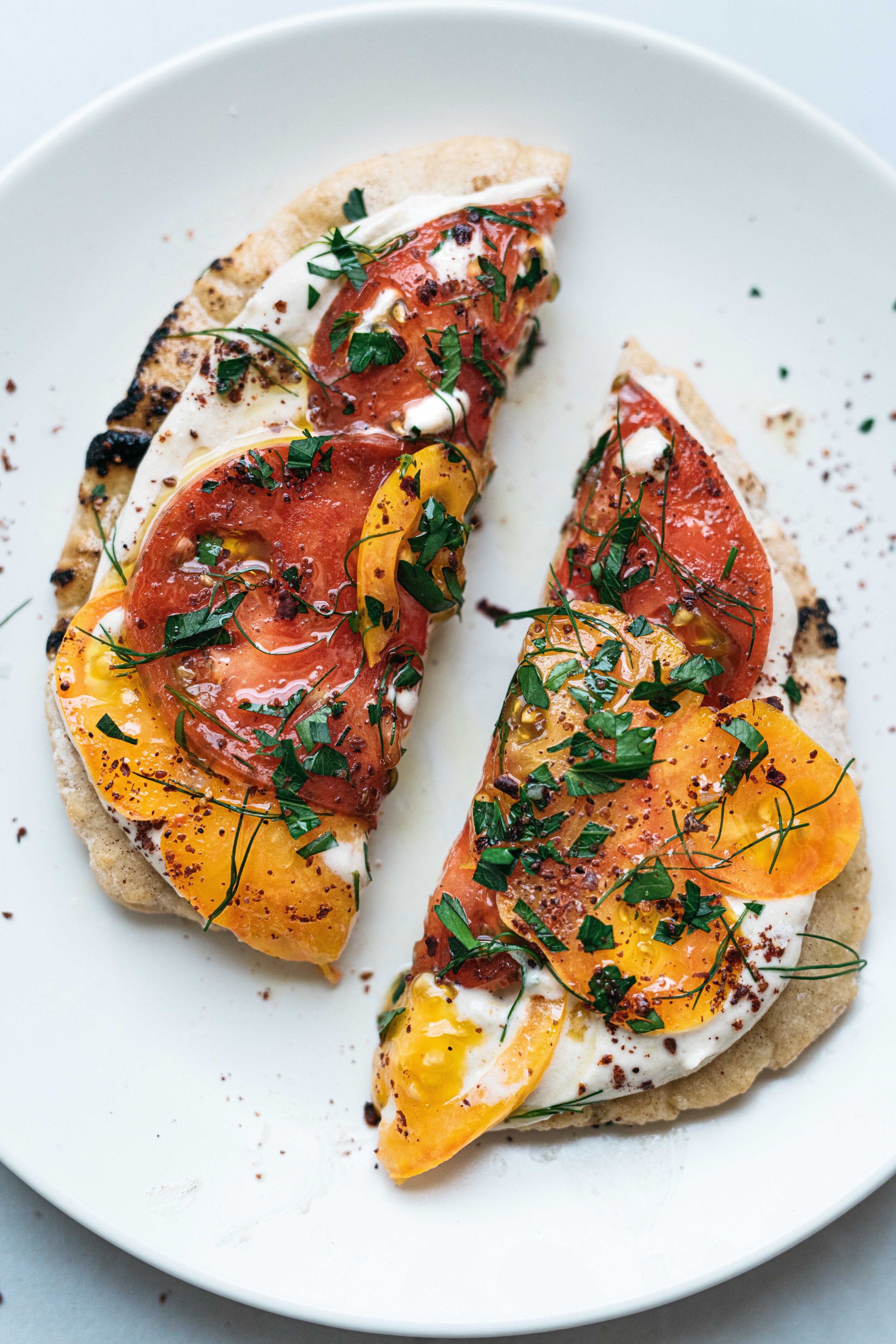 VEGAN TAHINI YOGURT SAUCE | dolly and oatmeal