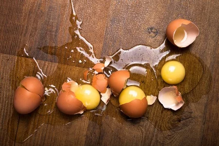 What to do when online reviewers throw eggs at your business