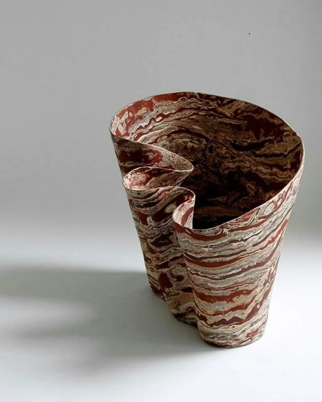 Quite liking the shadows...it has been far too hot here the last week or so, getting photos of this piece took much longer than it should have due to  not being able to think straight. Now @parkergallerynelson if you would like a closer look. I'm off to the beach for a few days to cool down.
.
.
.
#porcelain #stoneware #ceramicsculpture #contemporaryclay #contemporaryceramics #nzceramics #newzealandceramics #madeinnz #foldingform #ripple