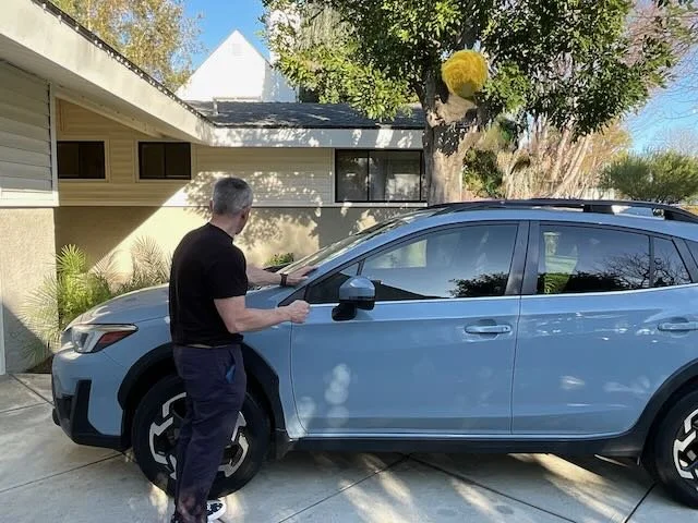  …to BIBERTY FALLING into frame… 