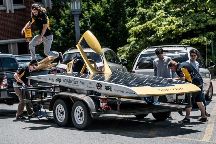 Solar-Car-Send-Off-3.jpg