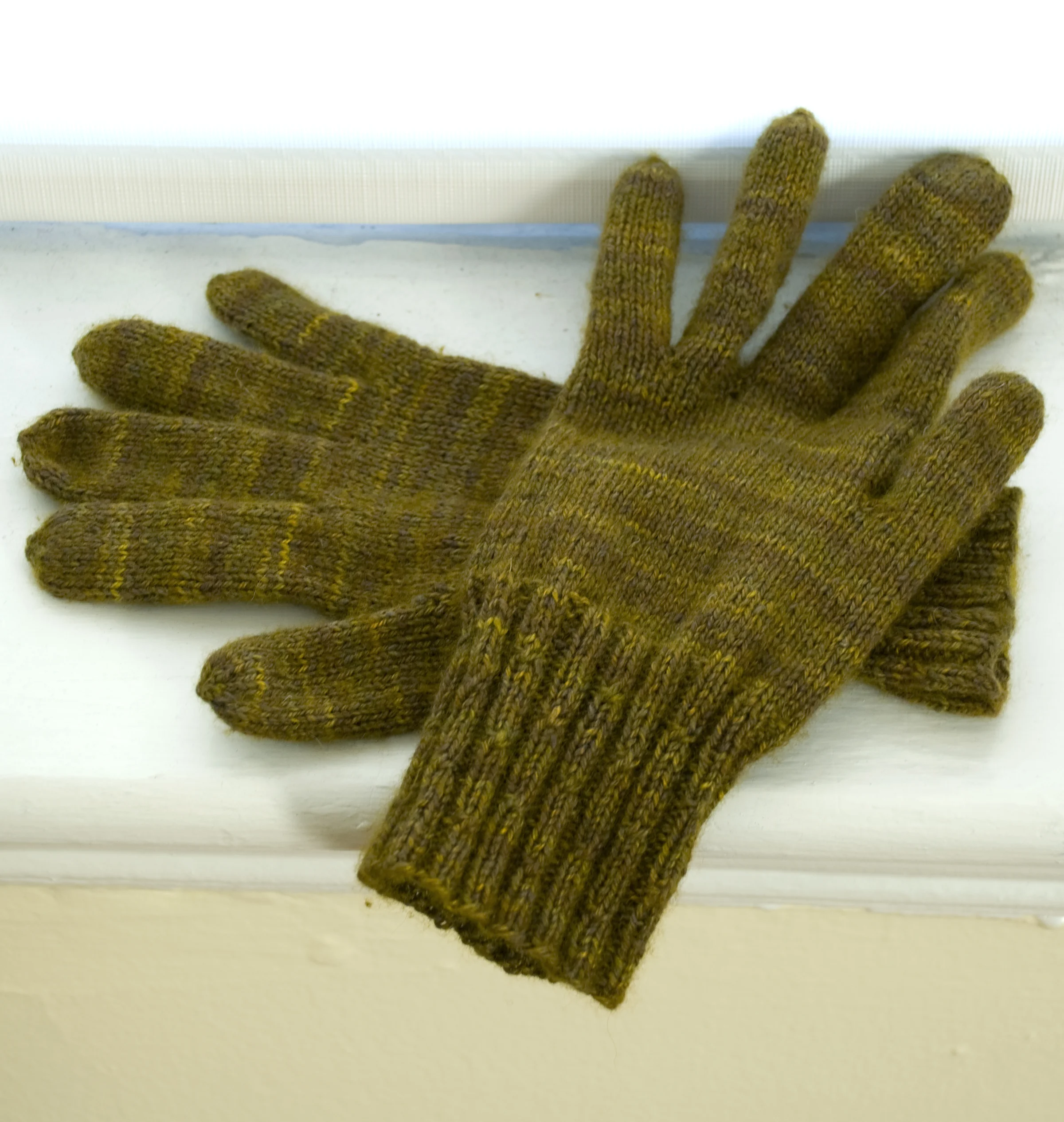 glovesPATTERN2.jpg