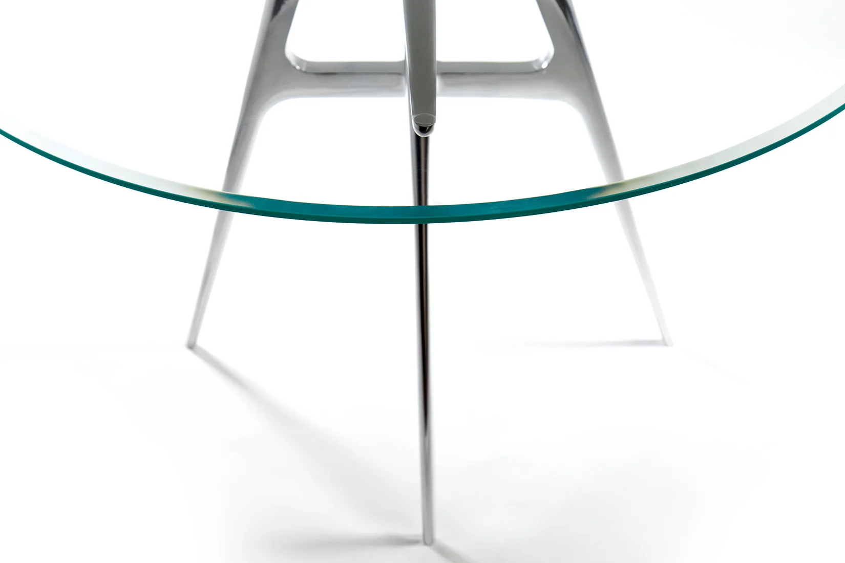 smithgillcollection_ggtable_fronttopdetail2.jpg