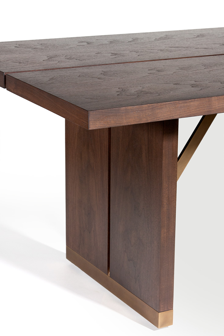 ELLIOT-EAKIN-Furniture-Ashland-Dining-Table-Leg-Detail.jpg