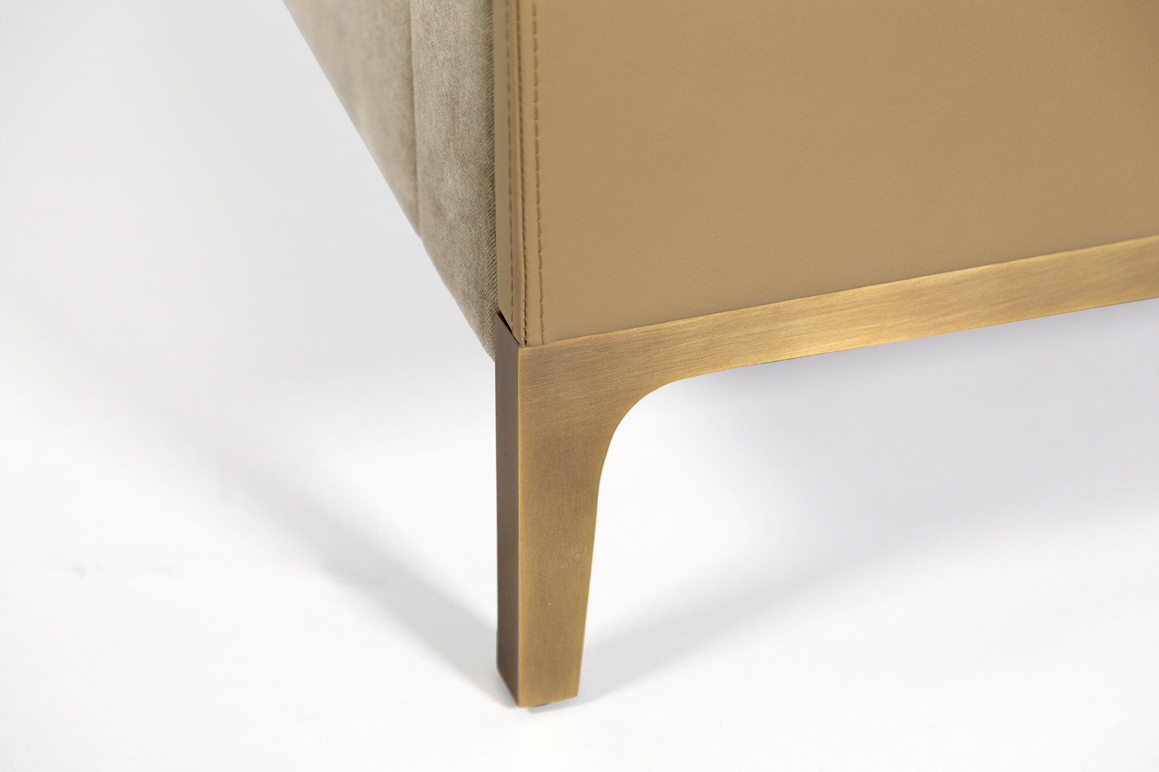 ELLIOT_EAKIN_Furniture-Mark_Lounge_Chair-Front_Leg_Detail.jpg