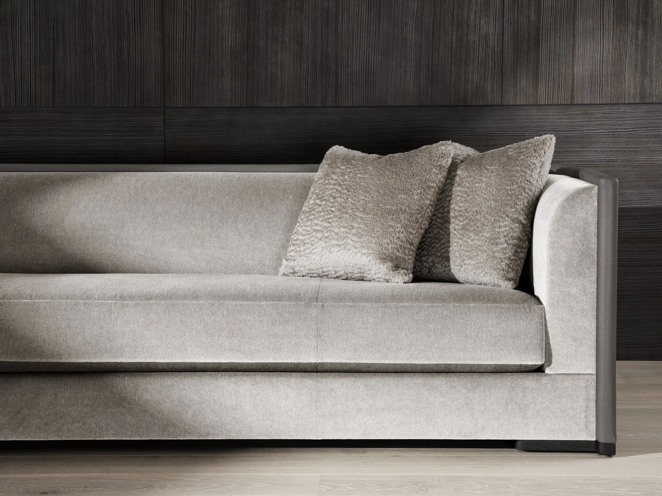Jeup_Cologne_Sofa_108in_250130_1139.jpg