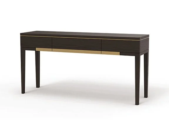 SH_LusitaniaConsole_575_lg.jpg