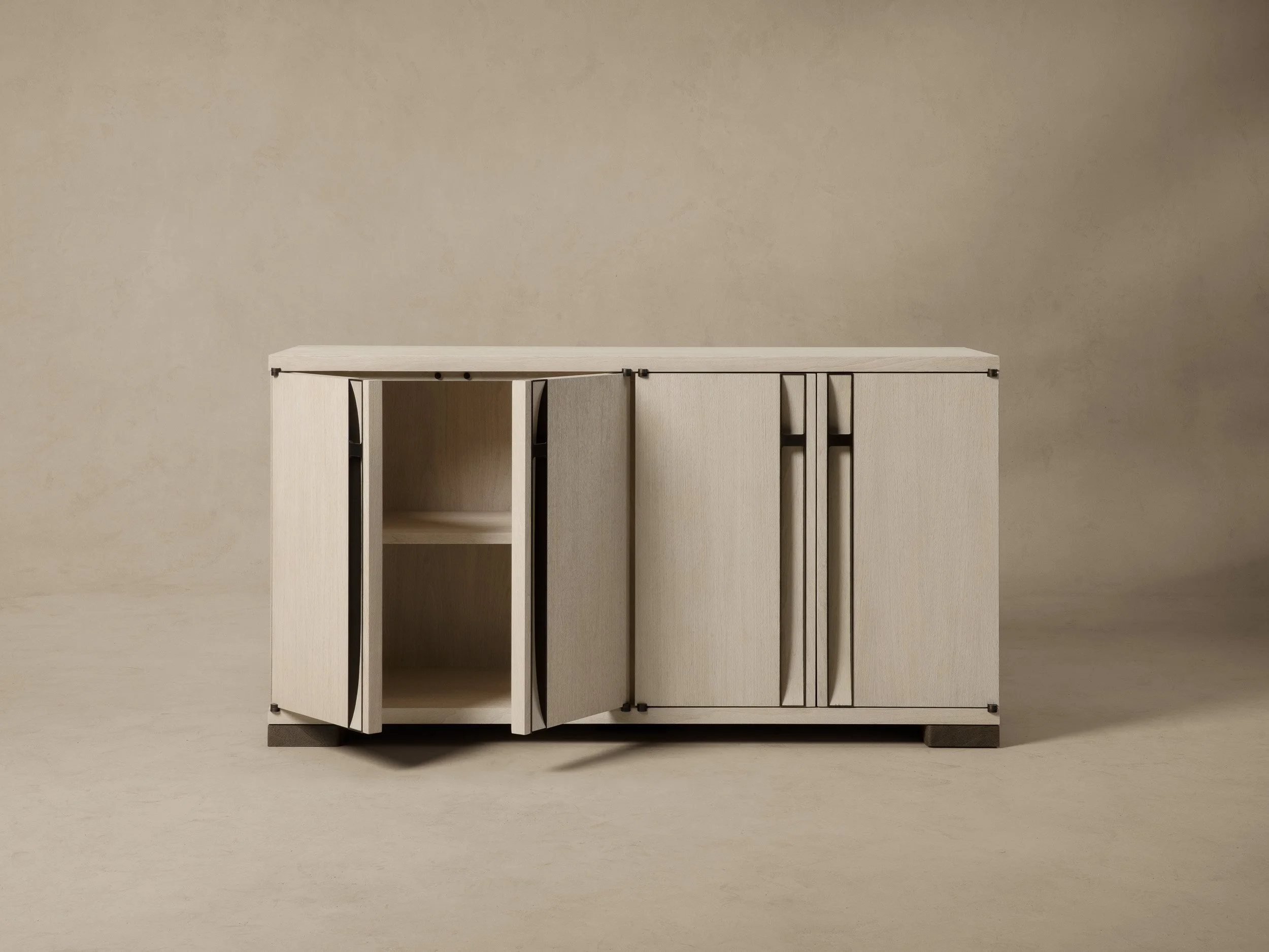 Jeup_Manchester_Credenza_60in_250611_4929.jpg