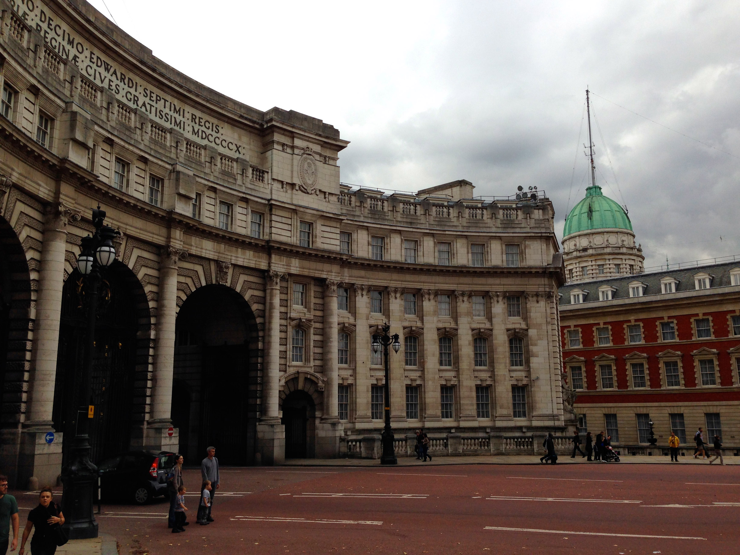 Archway leading to Whitechapel from Trafalgar Sqaure