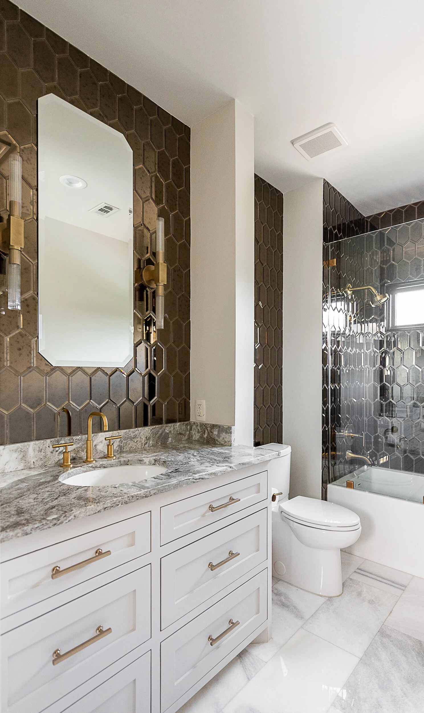 Aria_Halls Retreat Court UB_2020-1.jpg