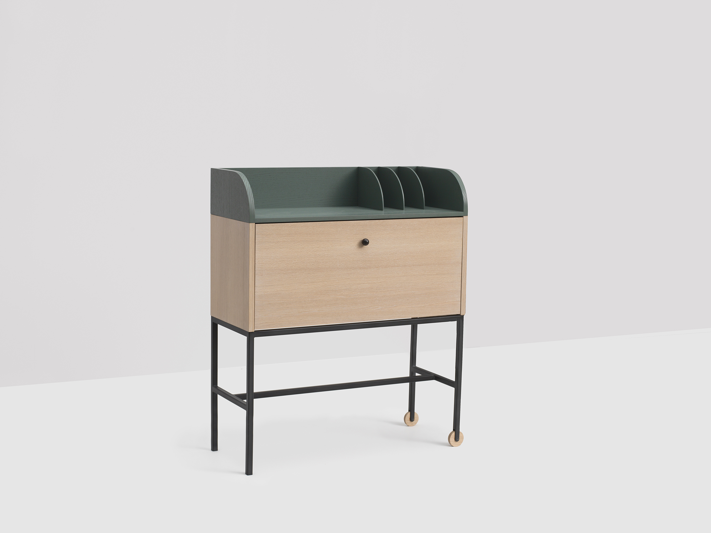 Standing Desk by Ladies & Gentlemen Studio (photography: Charlie Schuck)