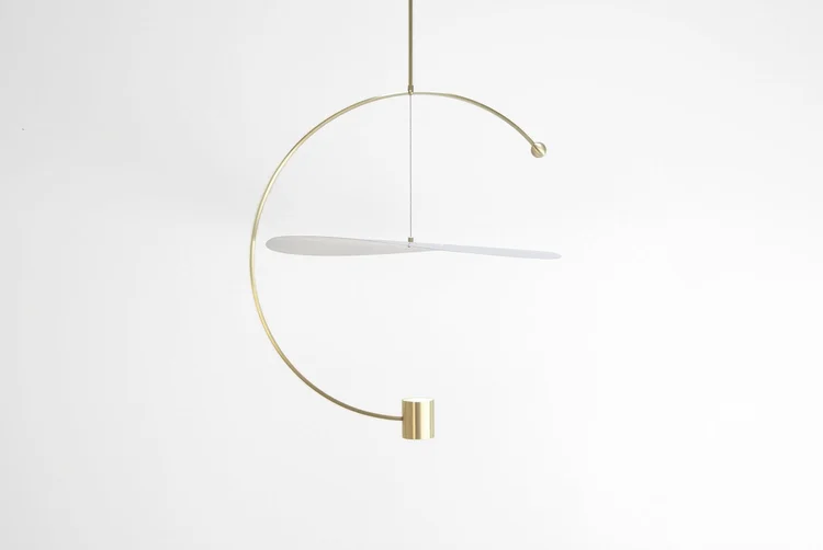 Round Floating Float Round — L & G Studio