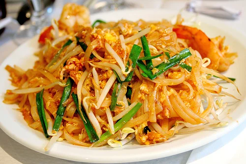 pad thai food.jpg