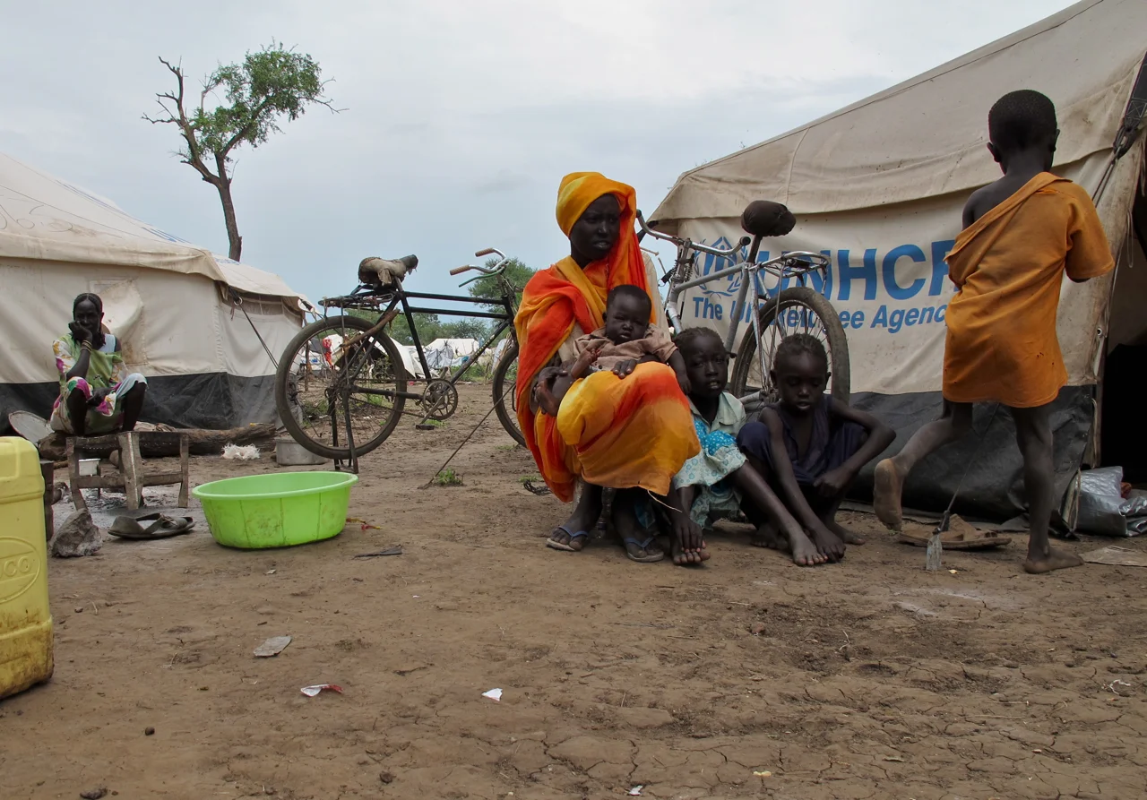 Waiting. Jamam refugee camp, Maban county, South Sudan. September 2012.