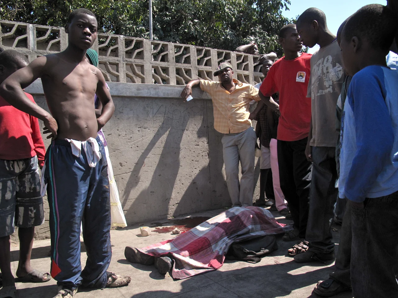 Child casualty. Avenida Acordos De Lusaka, Maputo, Mozambique. September 2010.