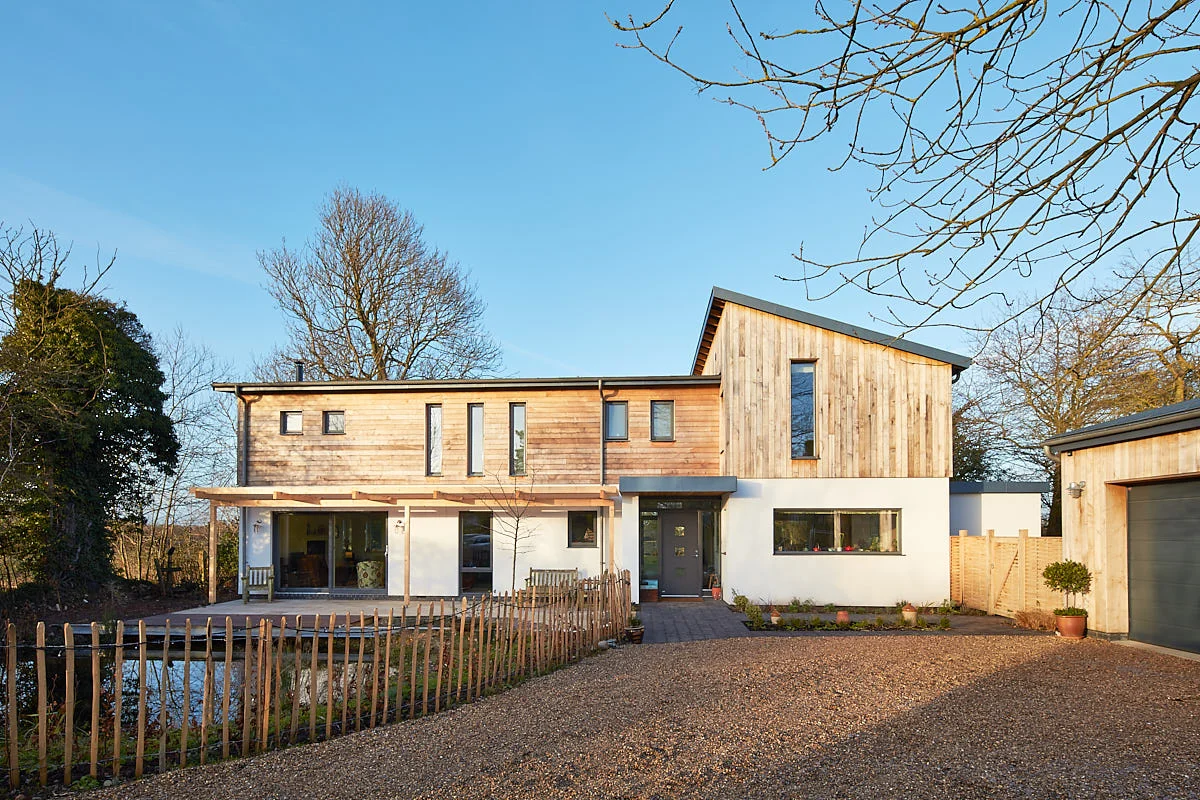 Harefield_01 1200px_web_v2.jpg