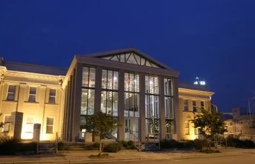 DAC-Facade-DCVB_5e8ba0e5-5056-a348-3aeb1881f368b029.jpg