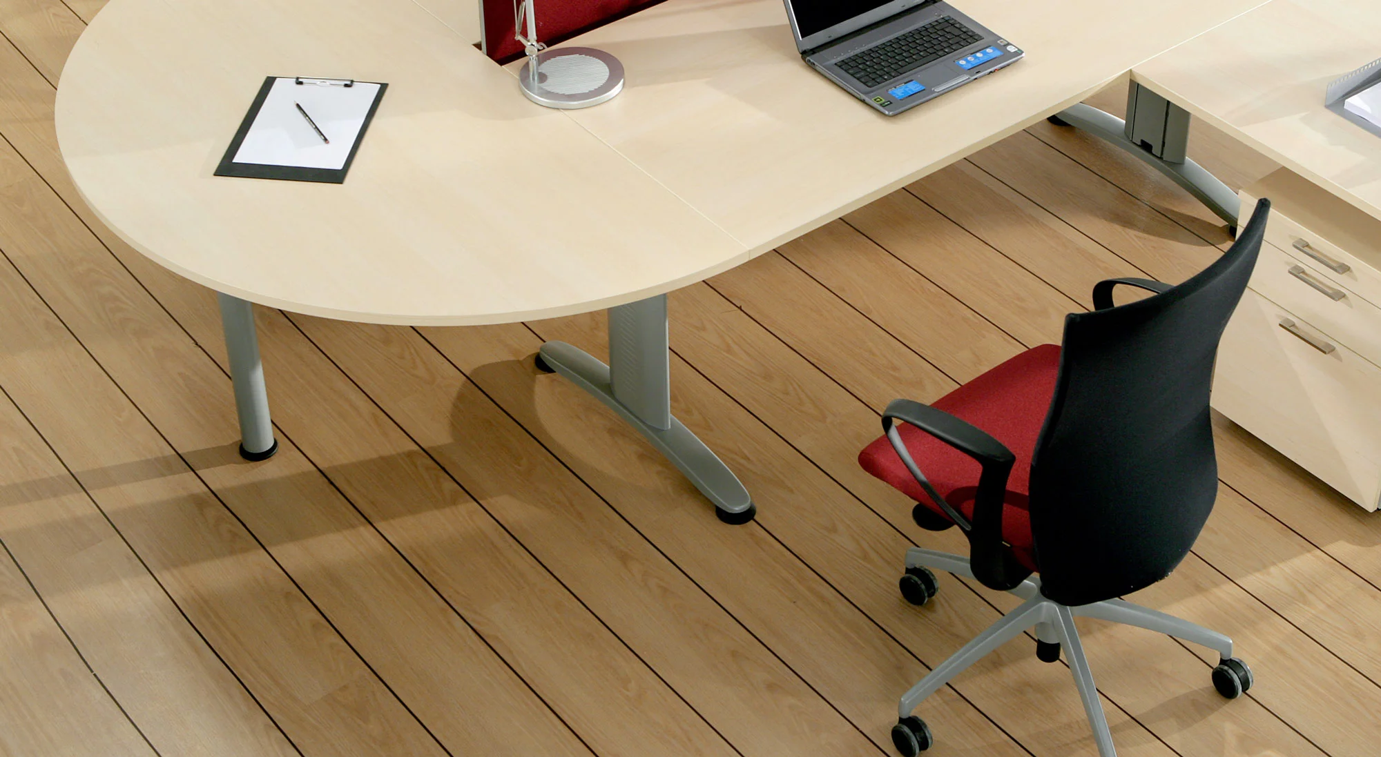 Office-Table-and-Pulls.jpg